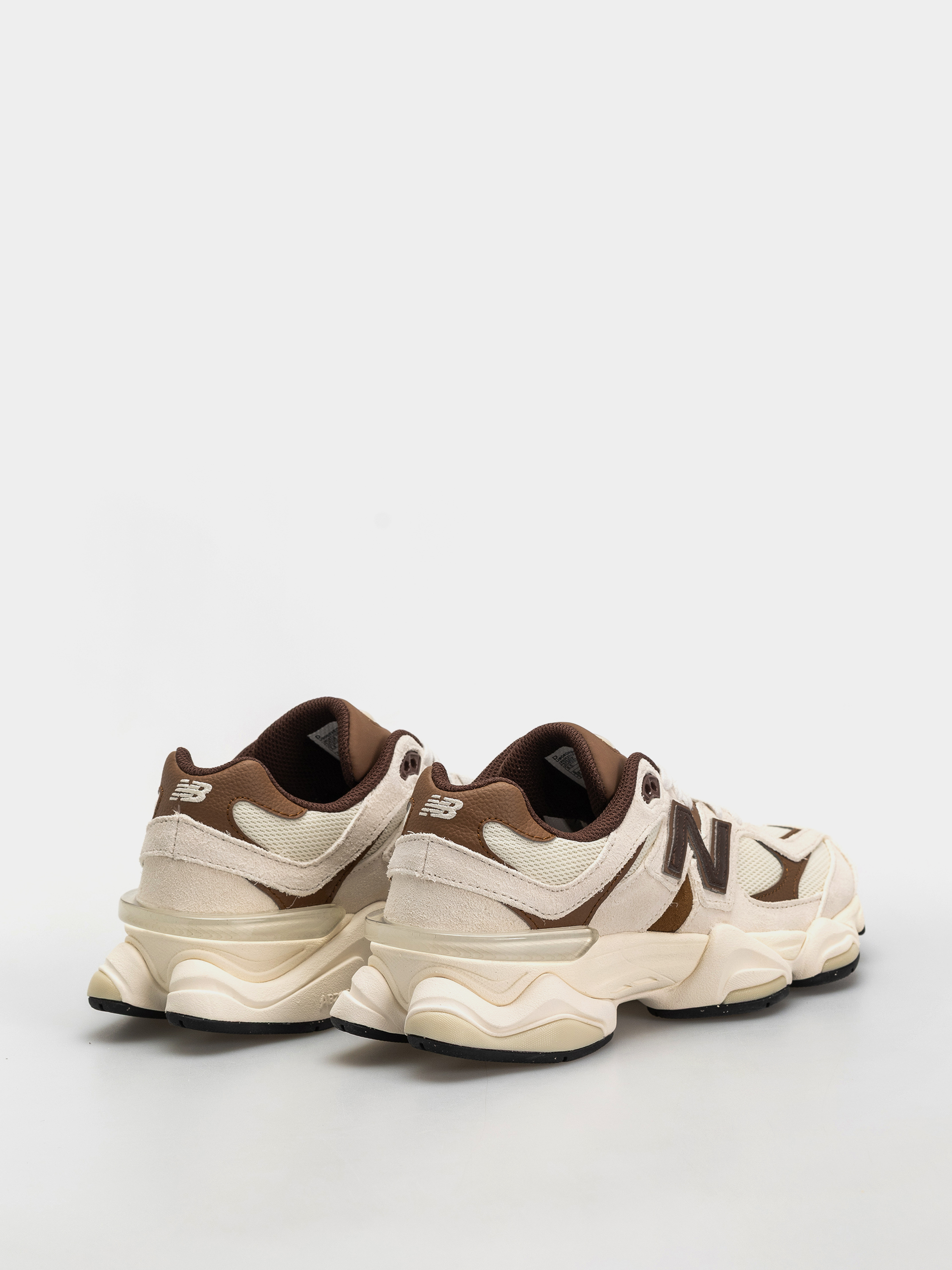 Boty New Balance 9060 (breakfast tea/angora)