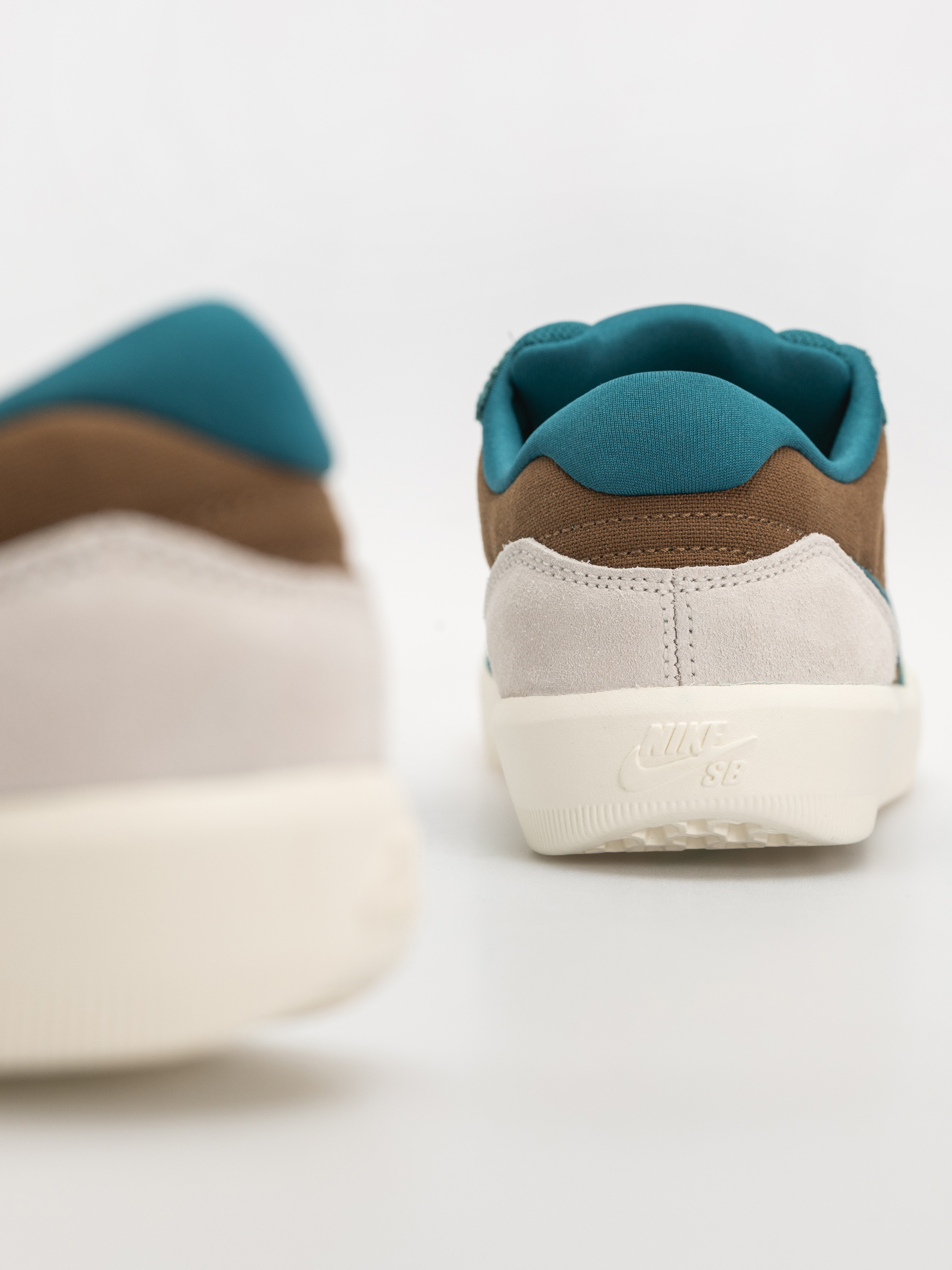 Boty Nike SB Force 58 (mosswood brown/geode teal lt orewood brn)