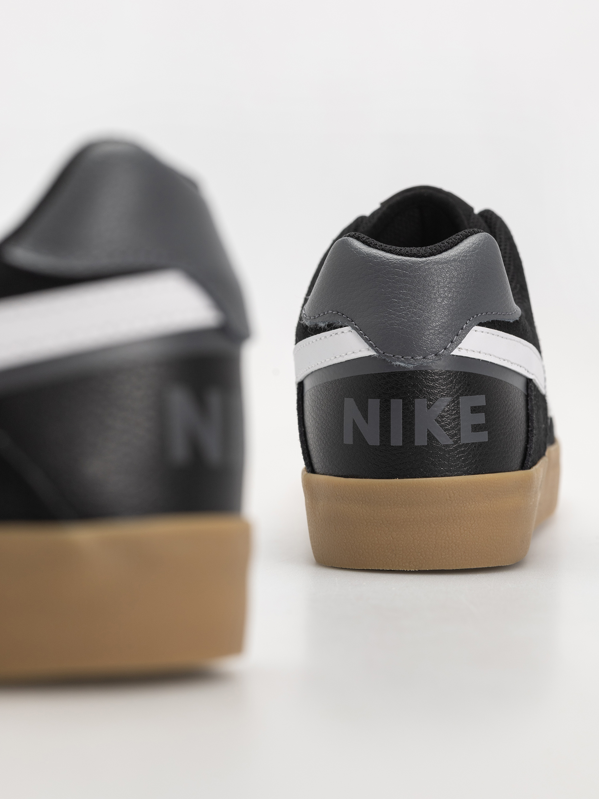 Boty Nike SB Sb Delta Force Vulc (black/white gum light brown dark grey)