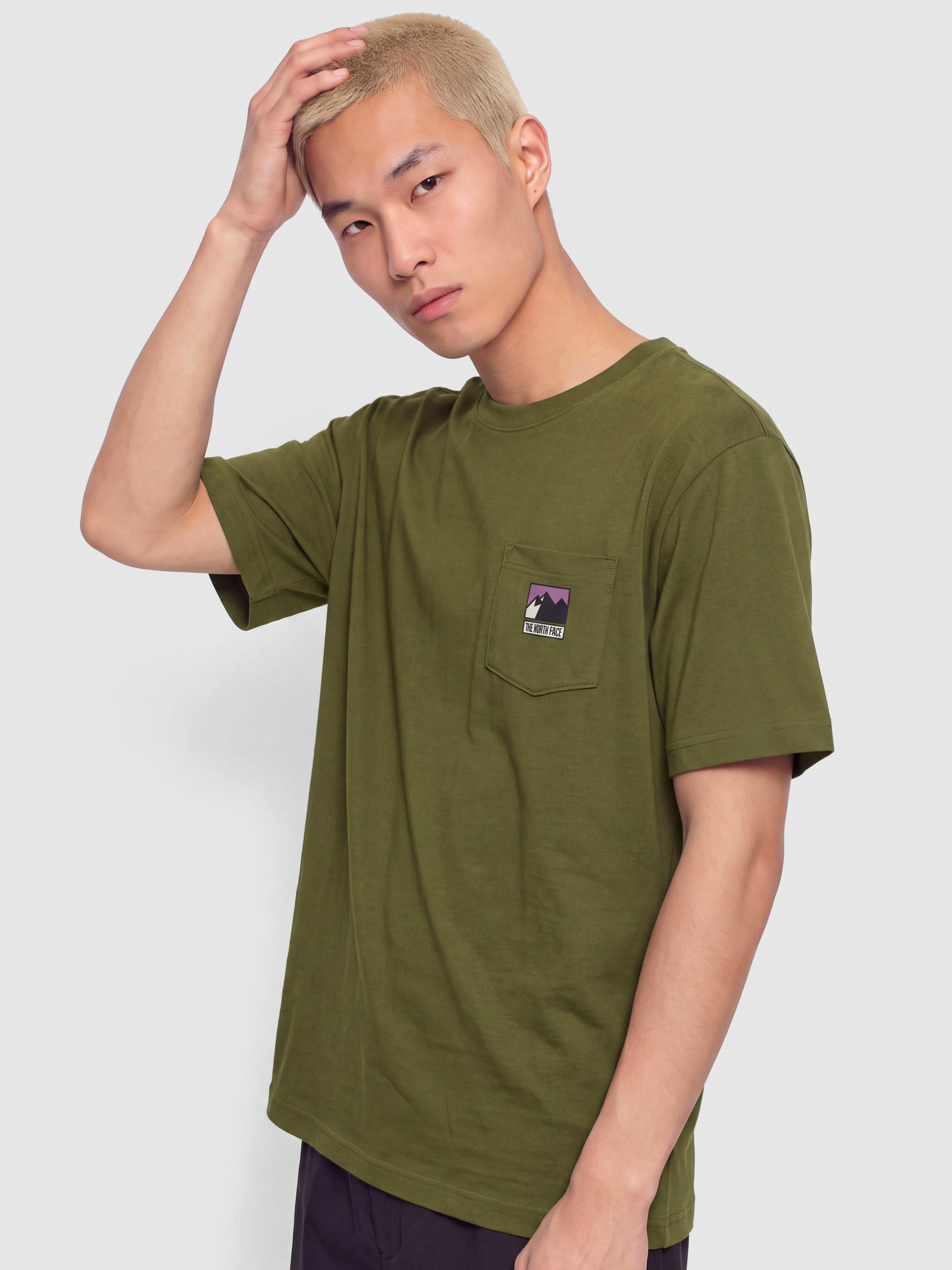 Tričko The North Face Mountain Logo Relaxed