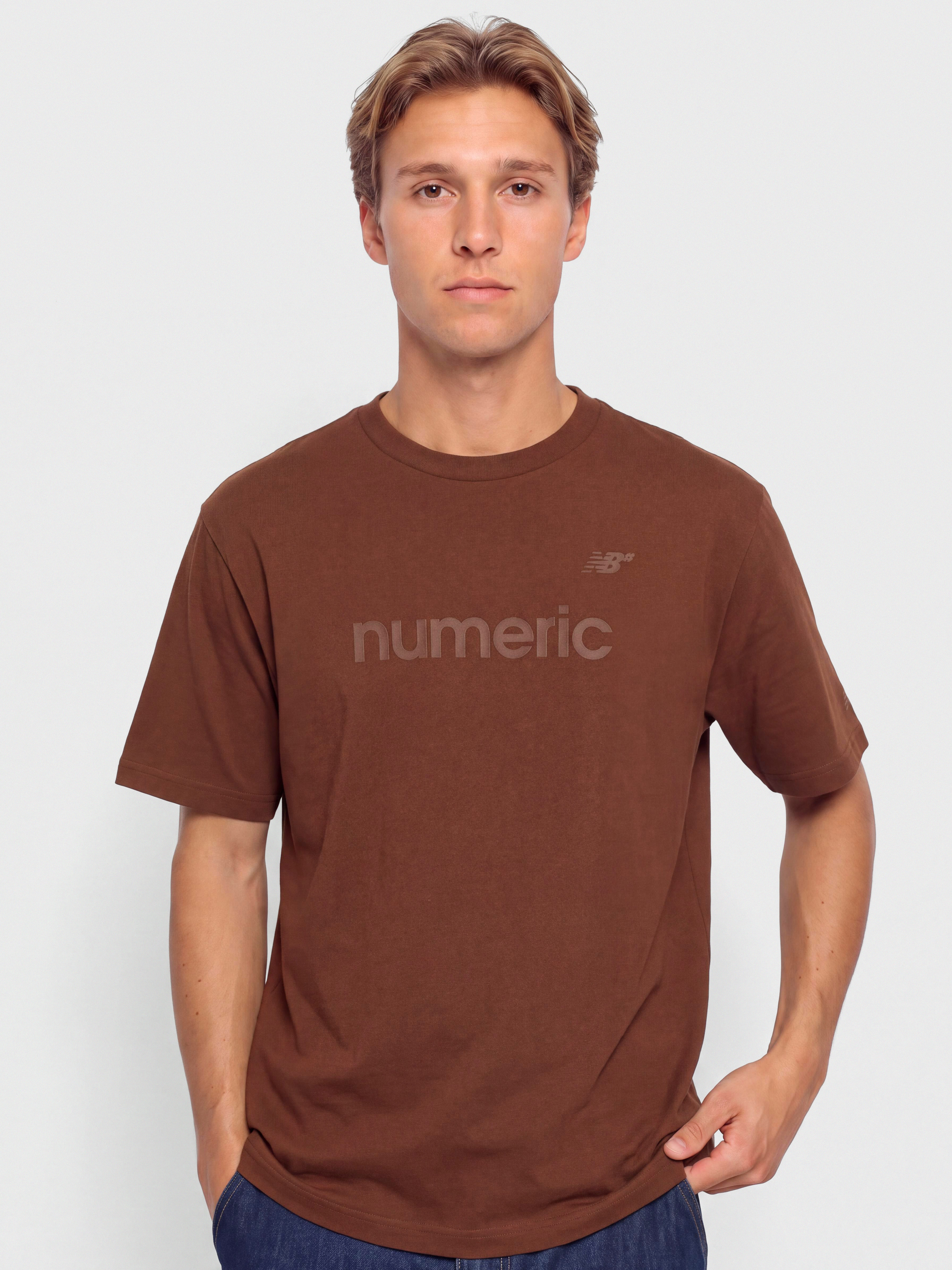 Tričko New Balance Numeric (brown)