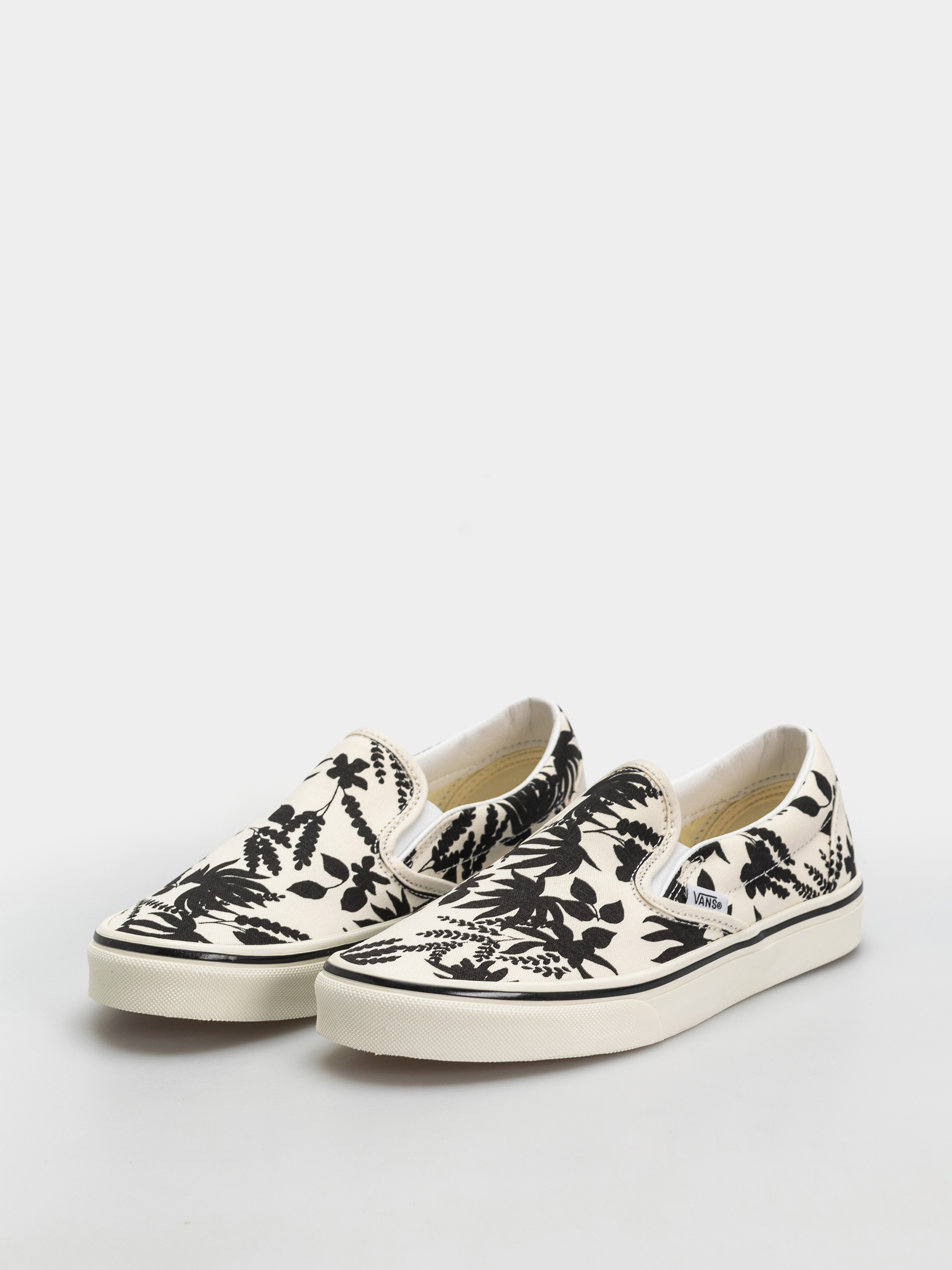Boty Vans Classic Slip On (black)
