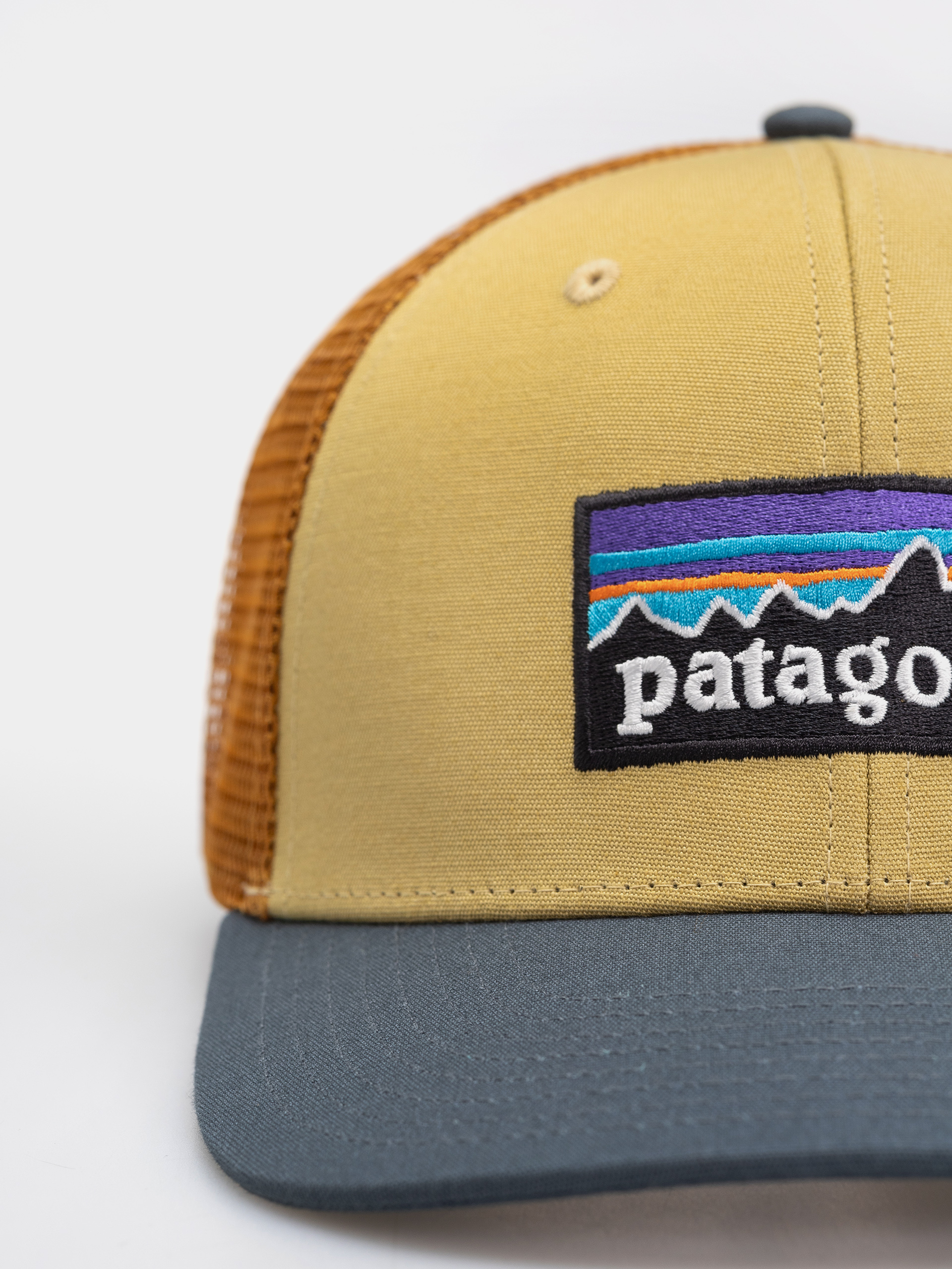 Kšiltovka  Patagonia P 6 Logo Trucker (lynx tan)