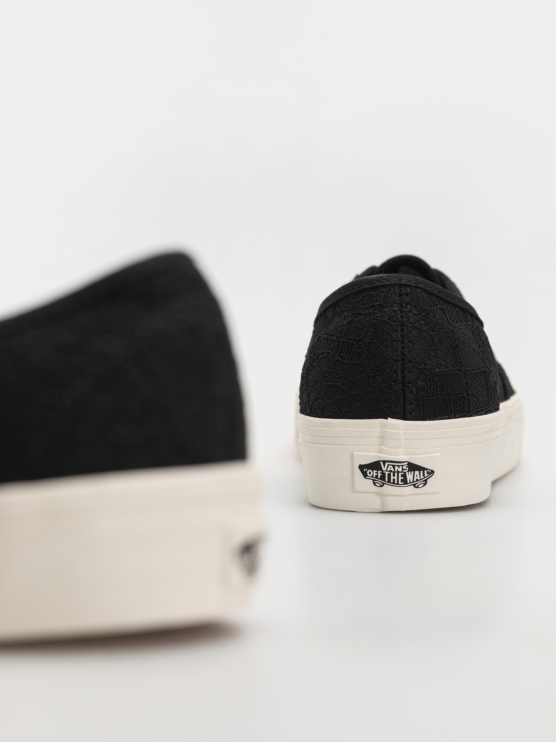 Boty Vans Authentic (black)