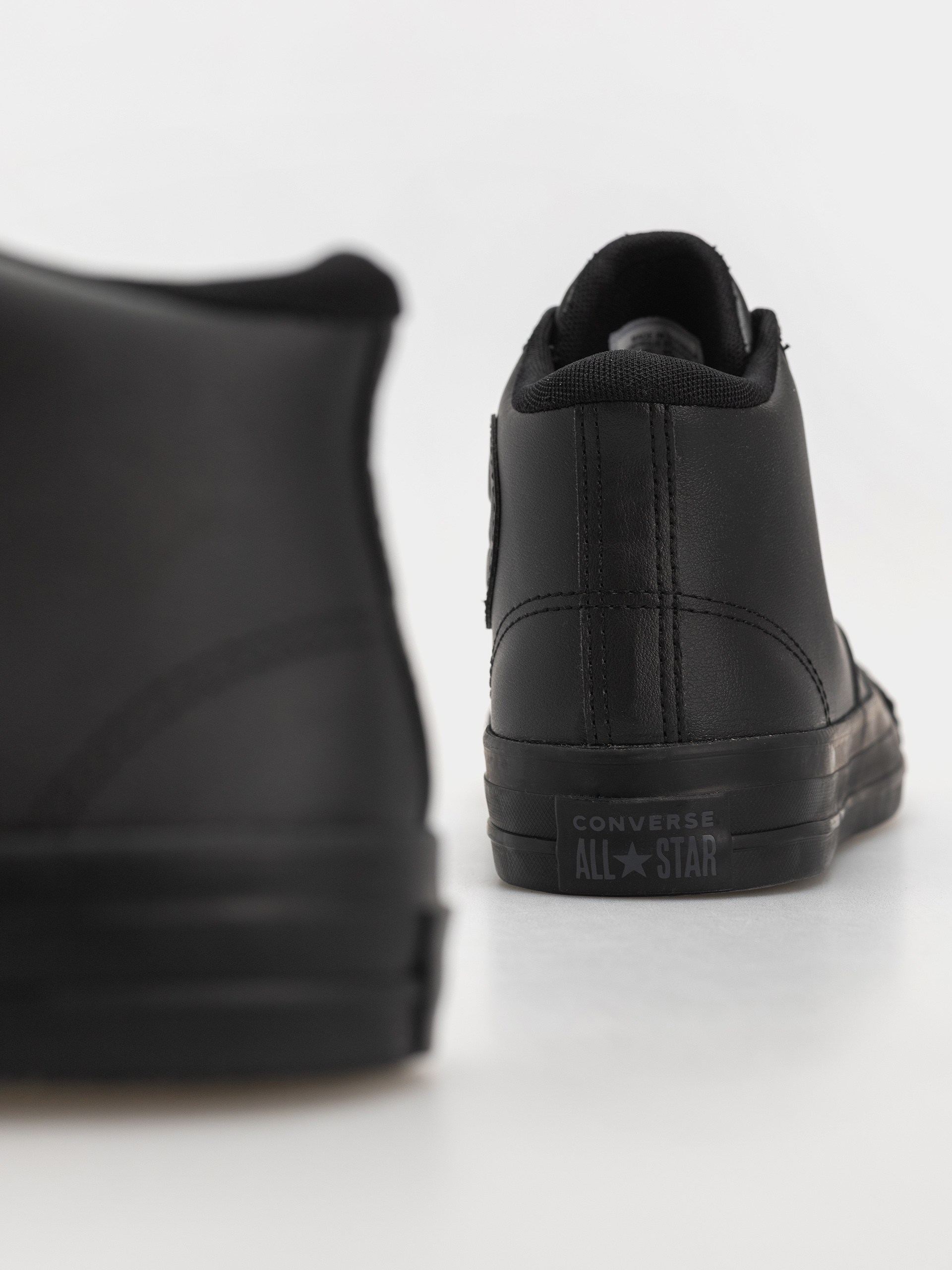 Boty Converse Chuck Taylor All Star Malden Street Mid (black/black)