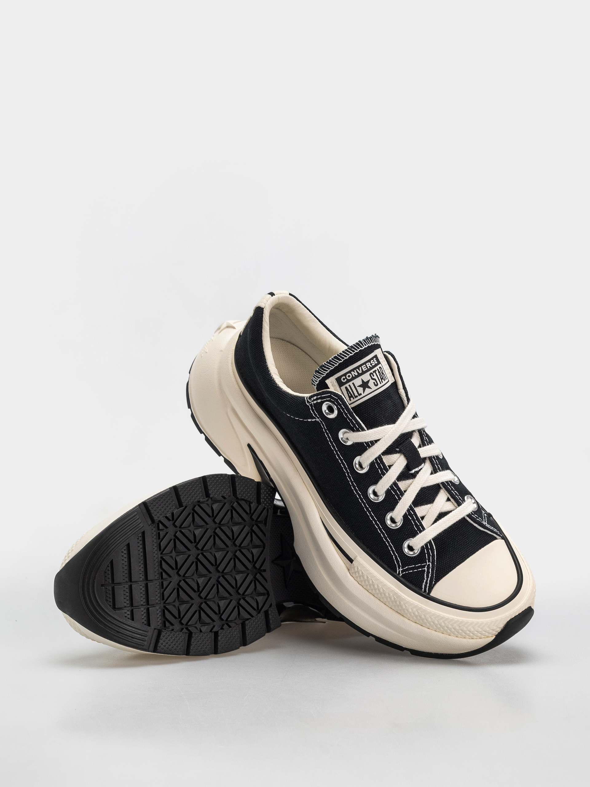 Boty Converse Run Star Crush Ox Wmn (black/egret/black)