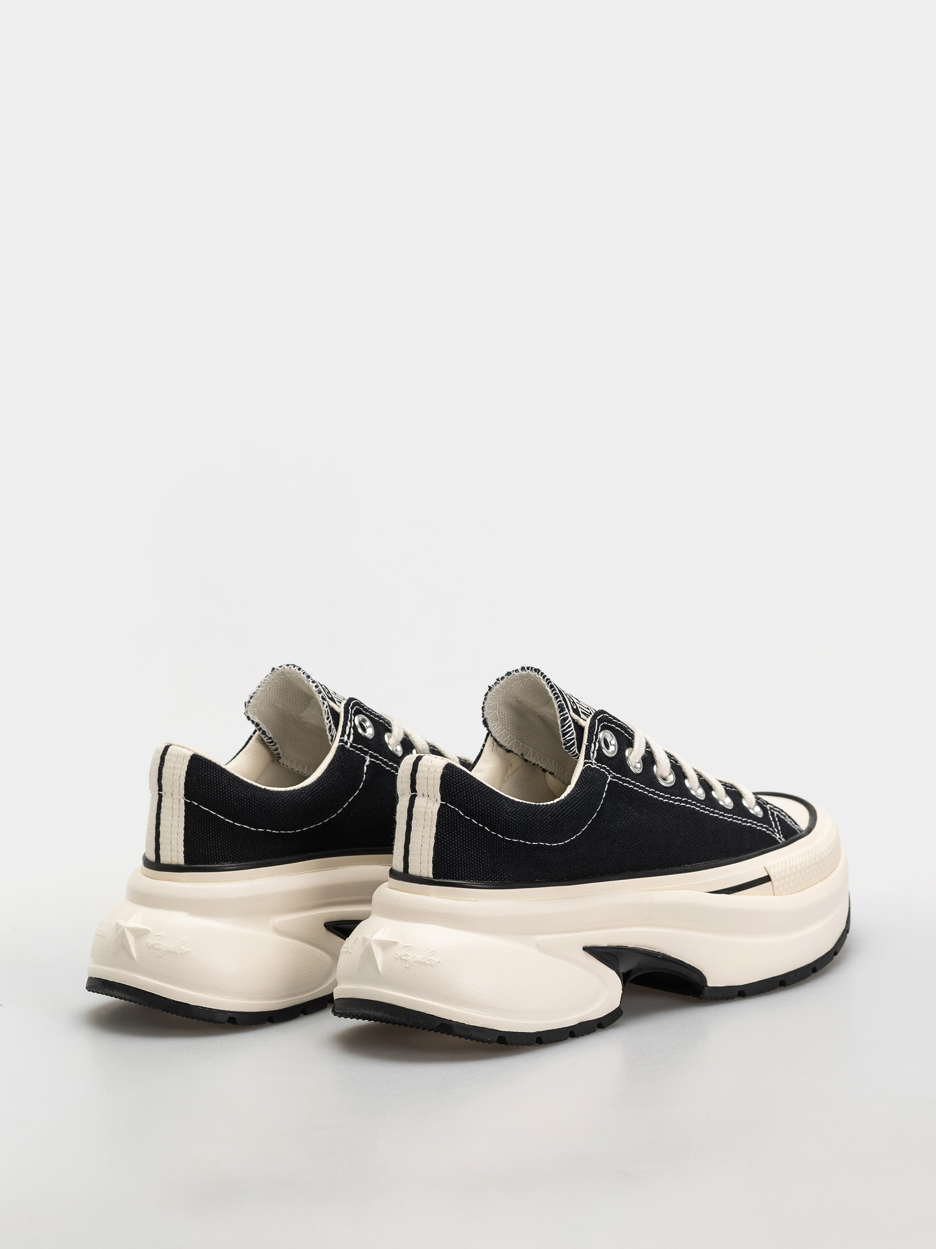 Boty Converse Run Star Crush Ox Wmn (black/egret/black)