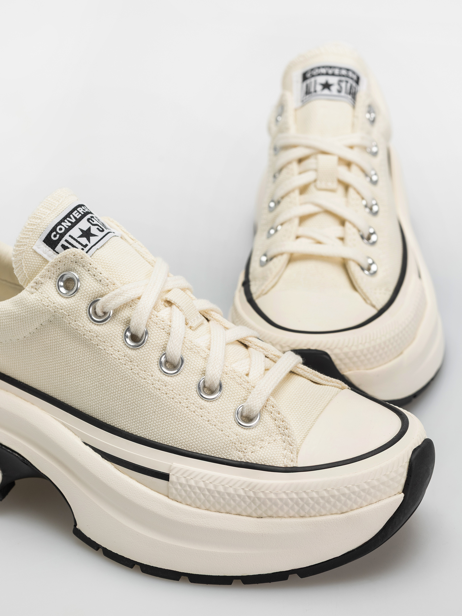 Boty Converse Run Star Crush Ox Wmn (egret/egret/black)