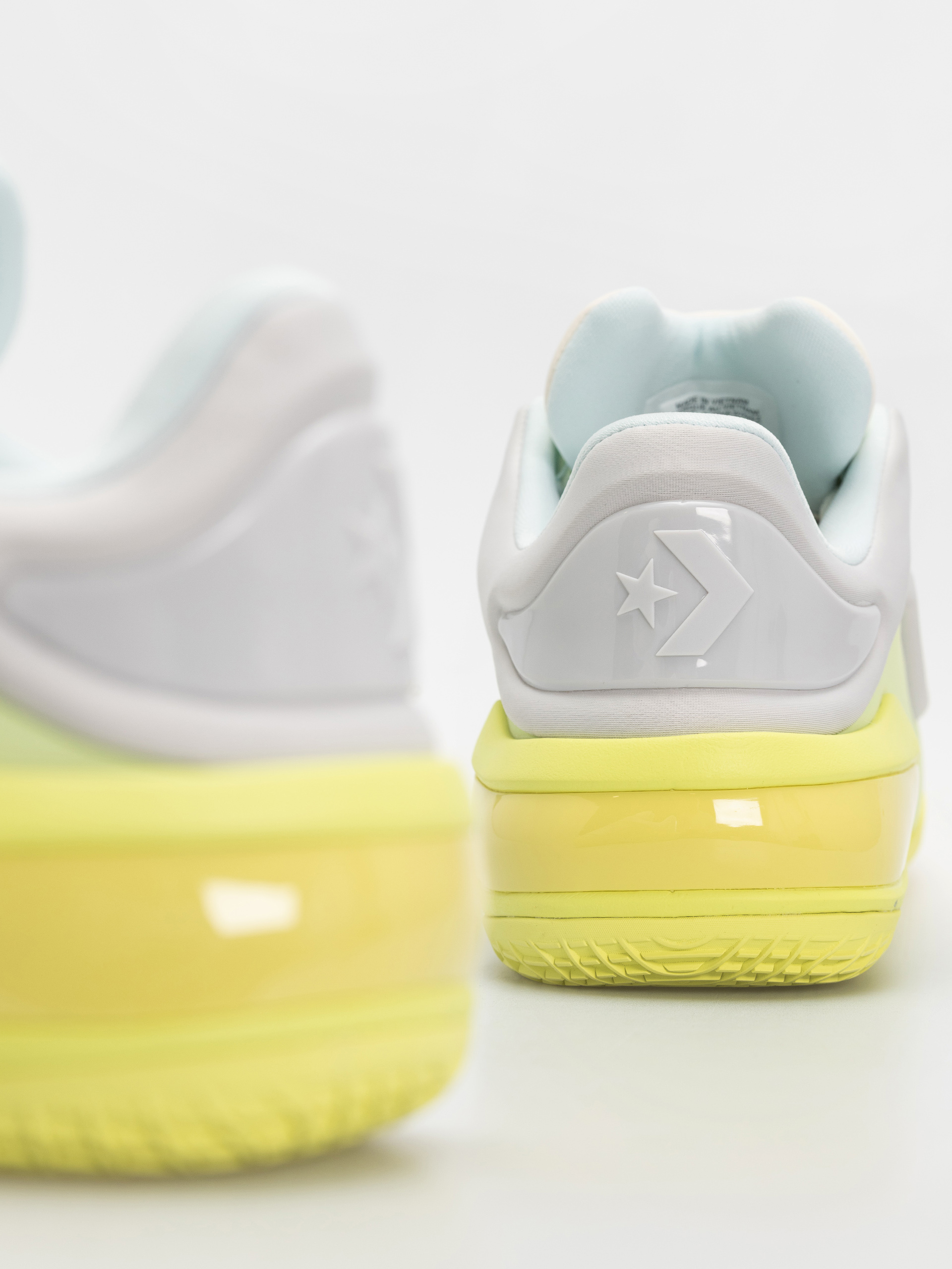 Boty Converse Shai 001 Lace Up Ox (lime latte)