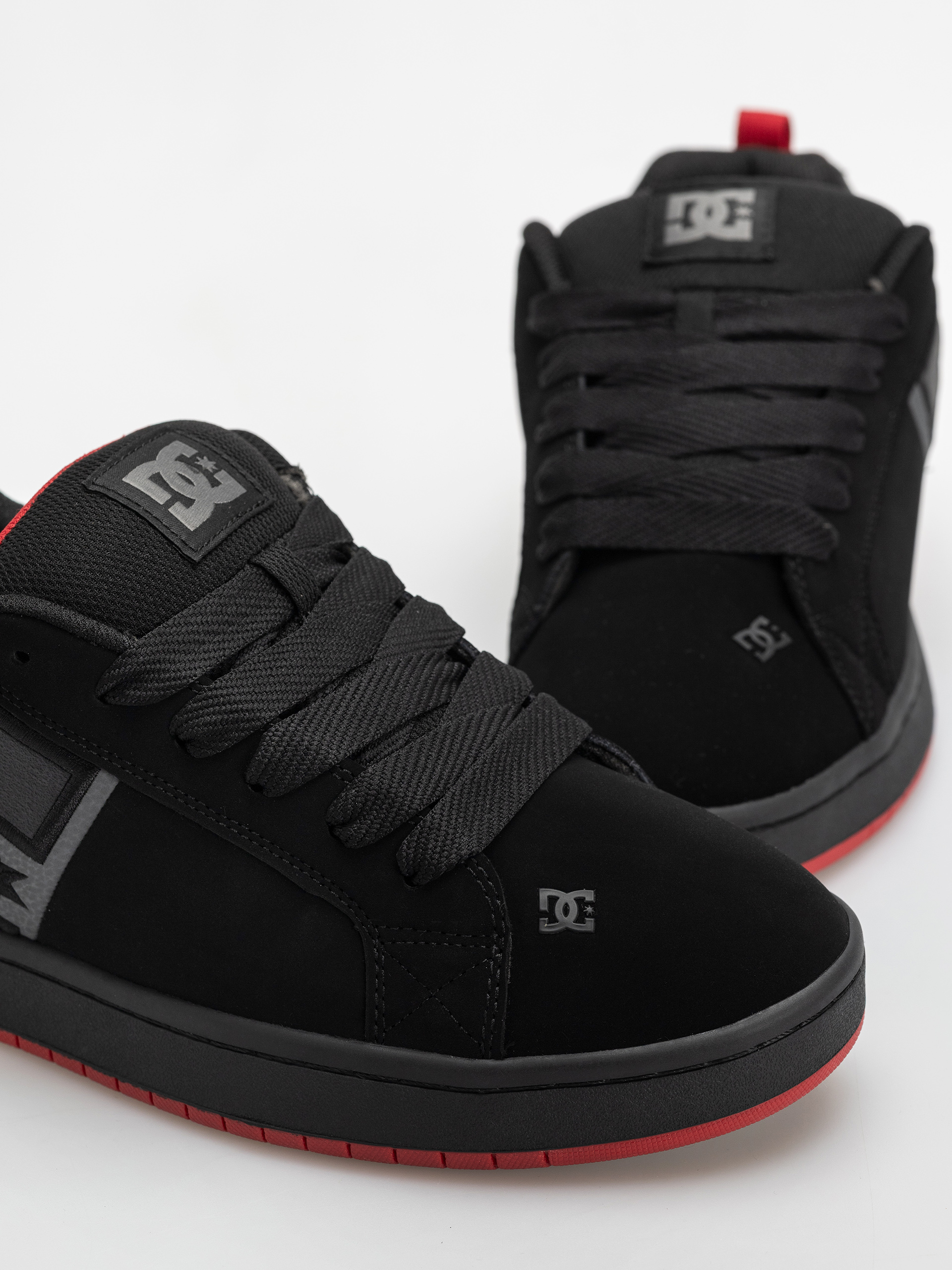 Boty DC Court Graffik (black/grey/red)