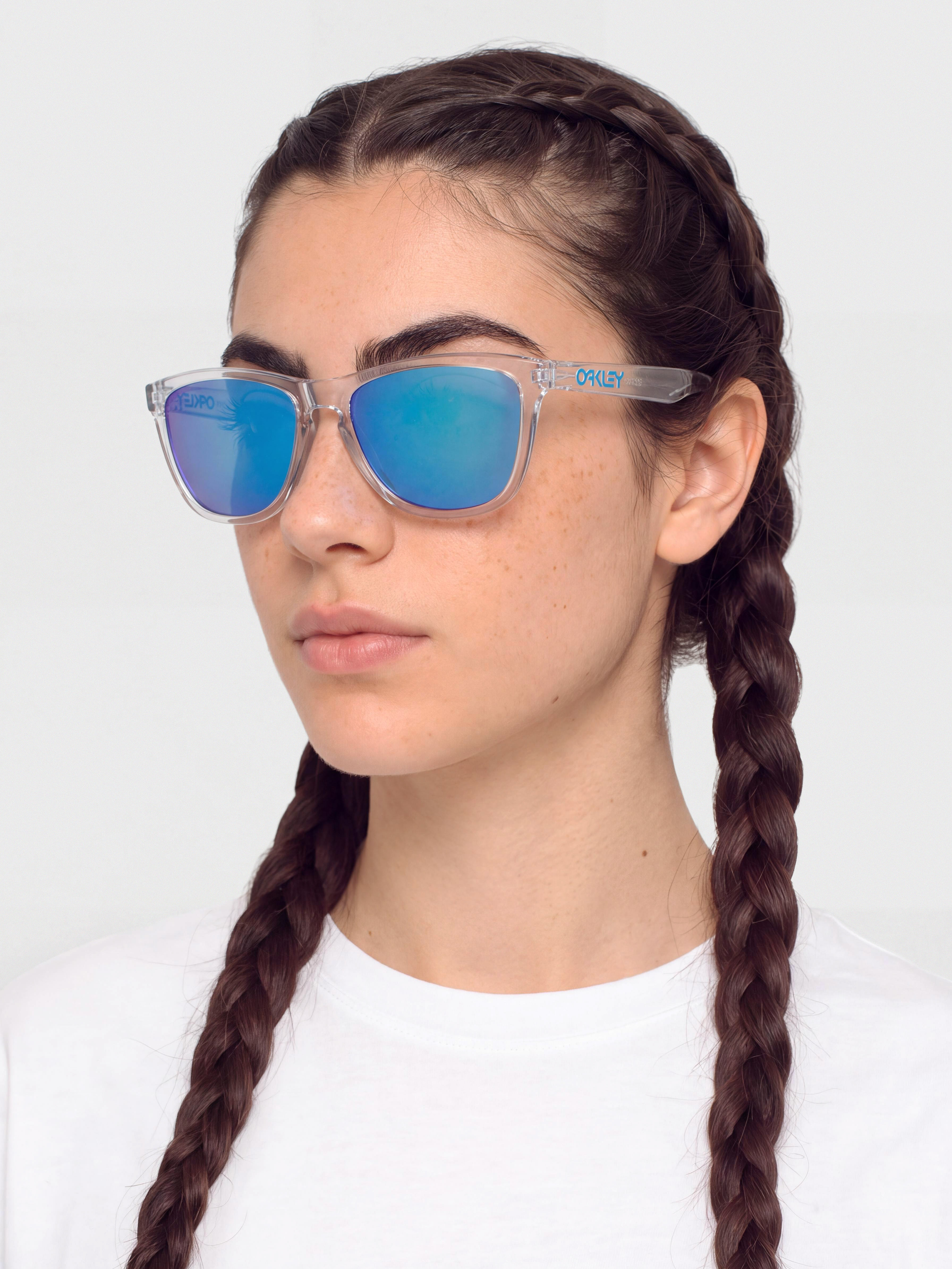Sluneční brýle Oakley Frogskins (crystal clear/prizm sapphire)