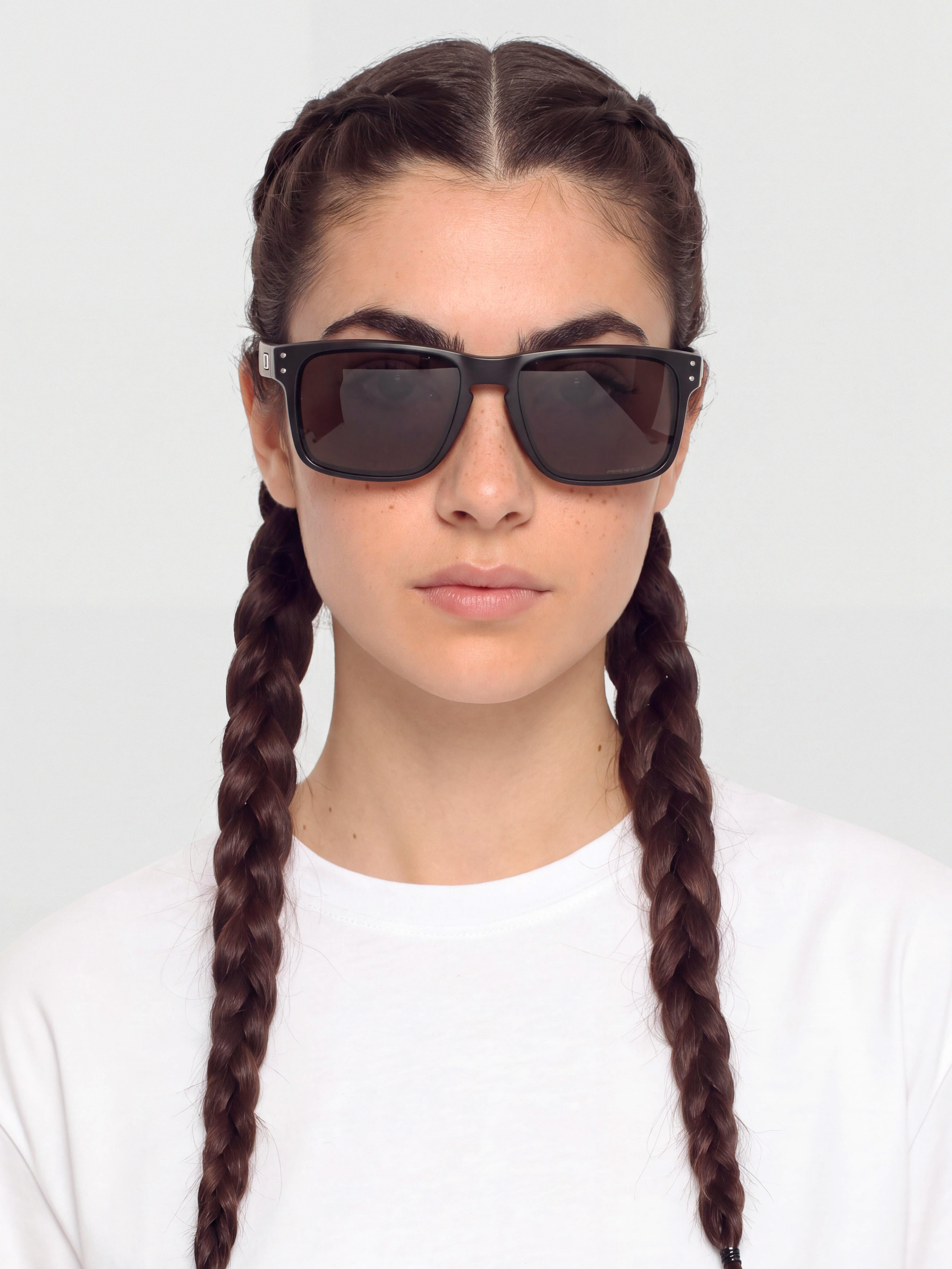 Sluneční brýle Oakley Holbrook (matte black/prizm grey)