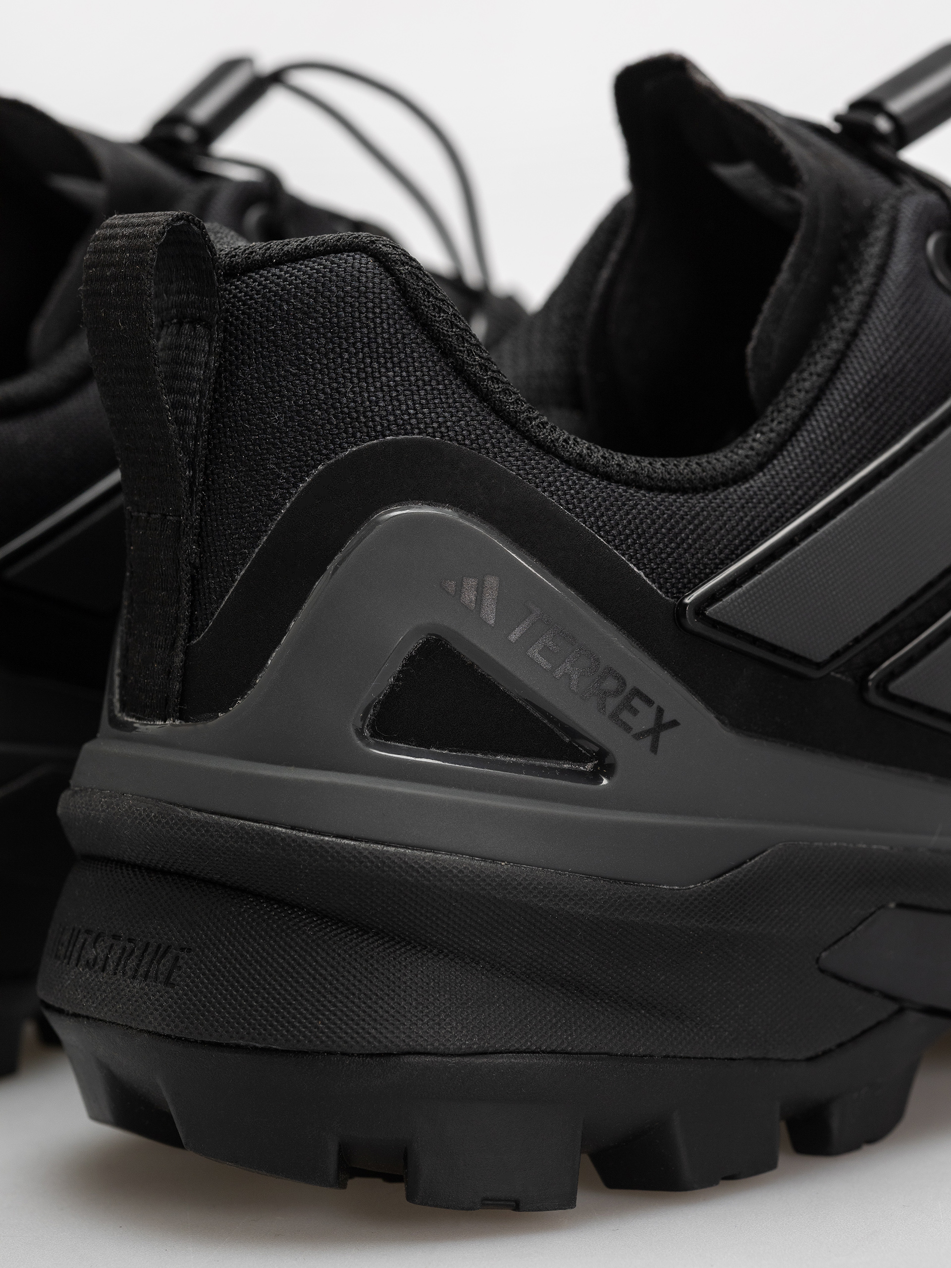 Boty adidas Terrex Skychaser Gt (cblack/cblack/carbon)