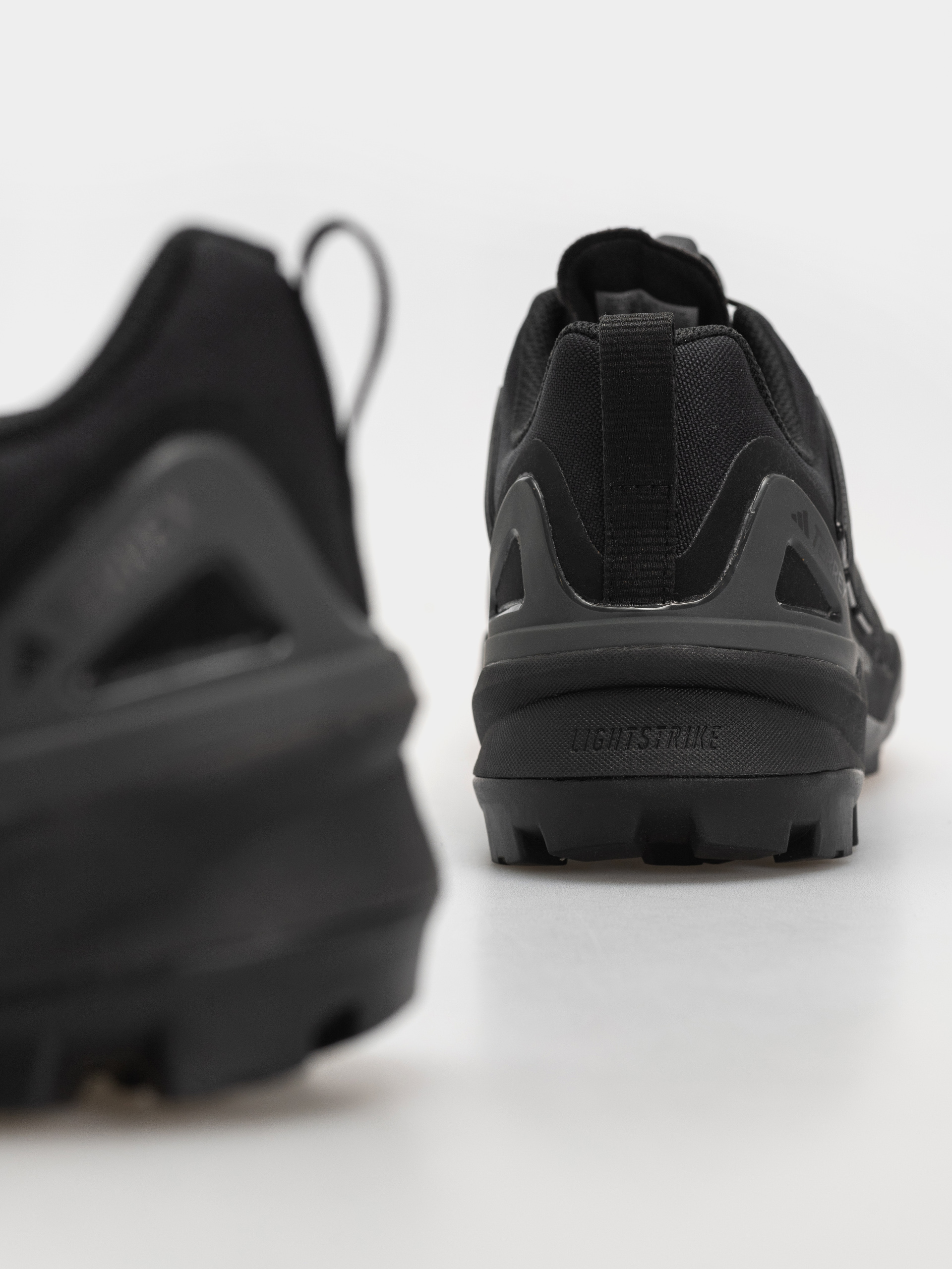 Boty adidas Terrex Skychaser Gt (cblack/cblack/carbon)