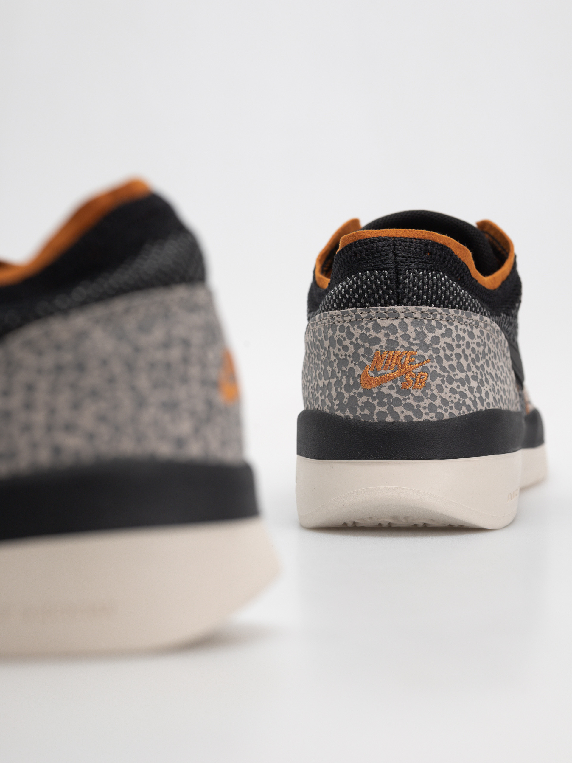Boty Nike SB PS8 (cobblestone/black monarch lt orewood brn)