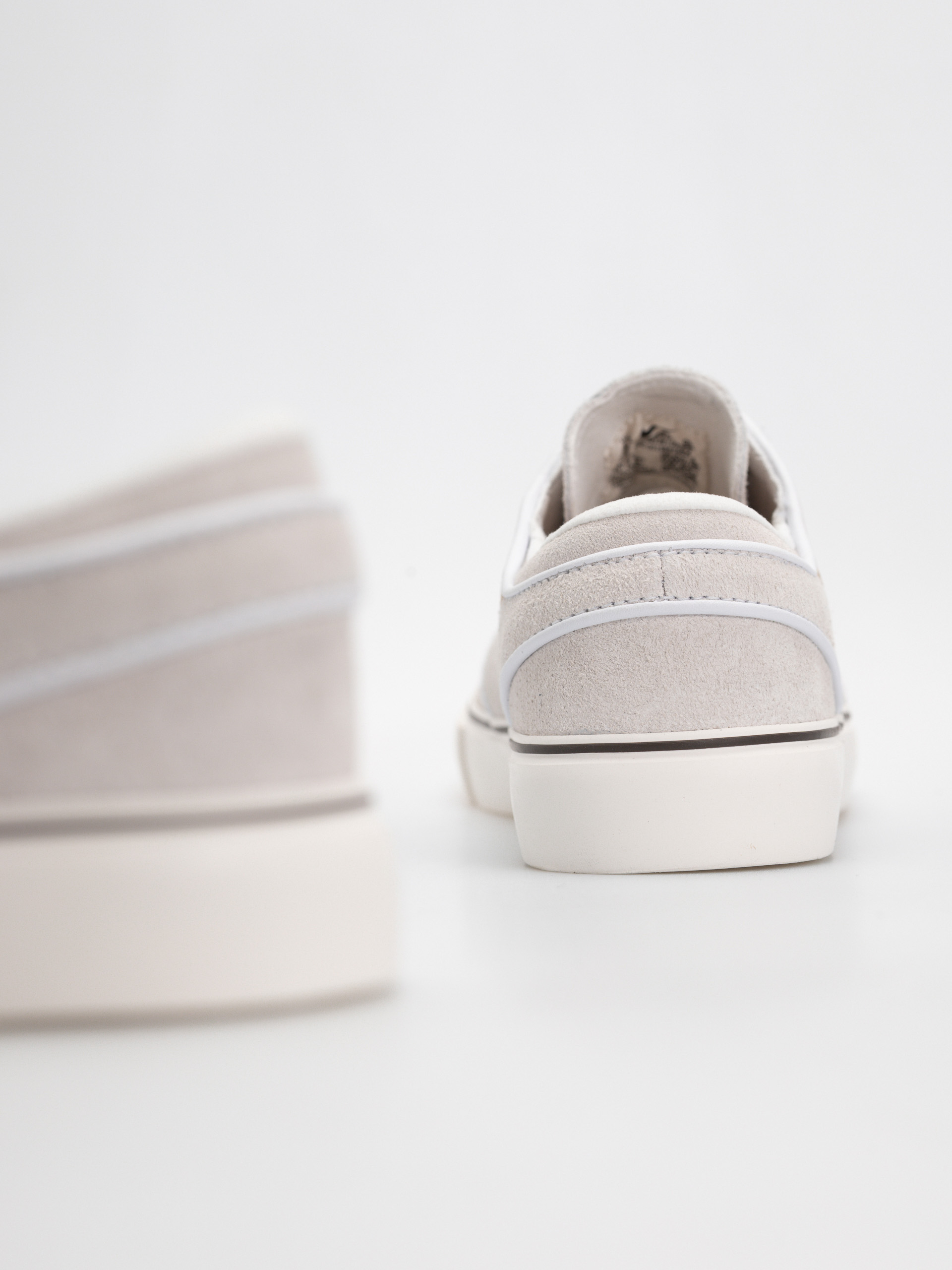 Boty Nike SB Zoom Janoski Og+ (white/linen sail lt chocolate)