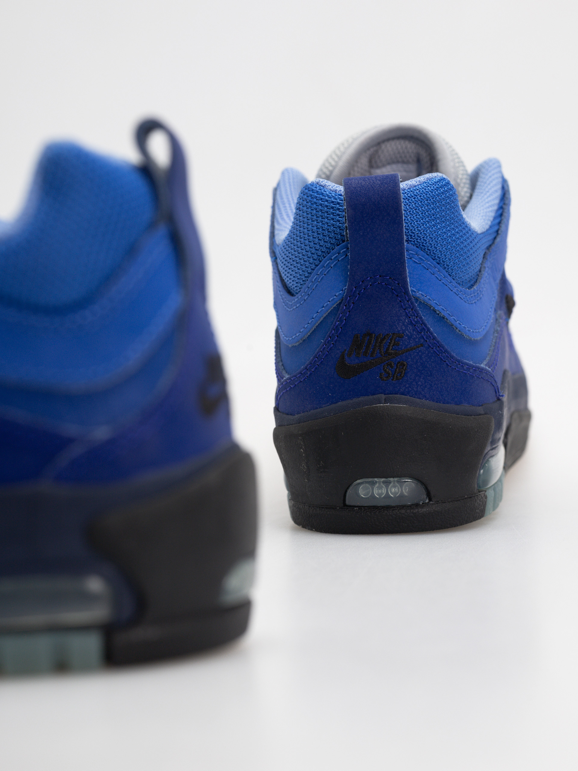 Boty Nike SB Air Max Ishod (blue void/metallic silver radiant blue)