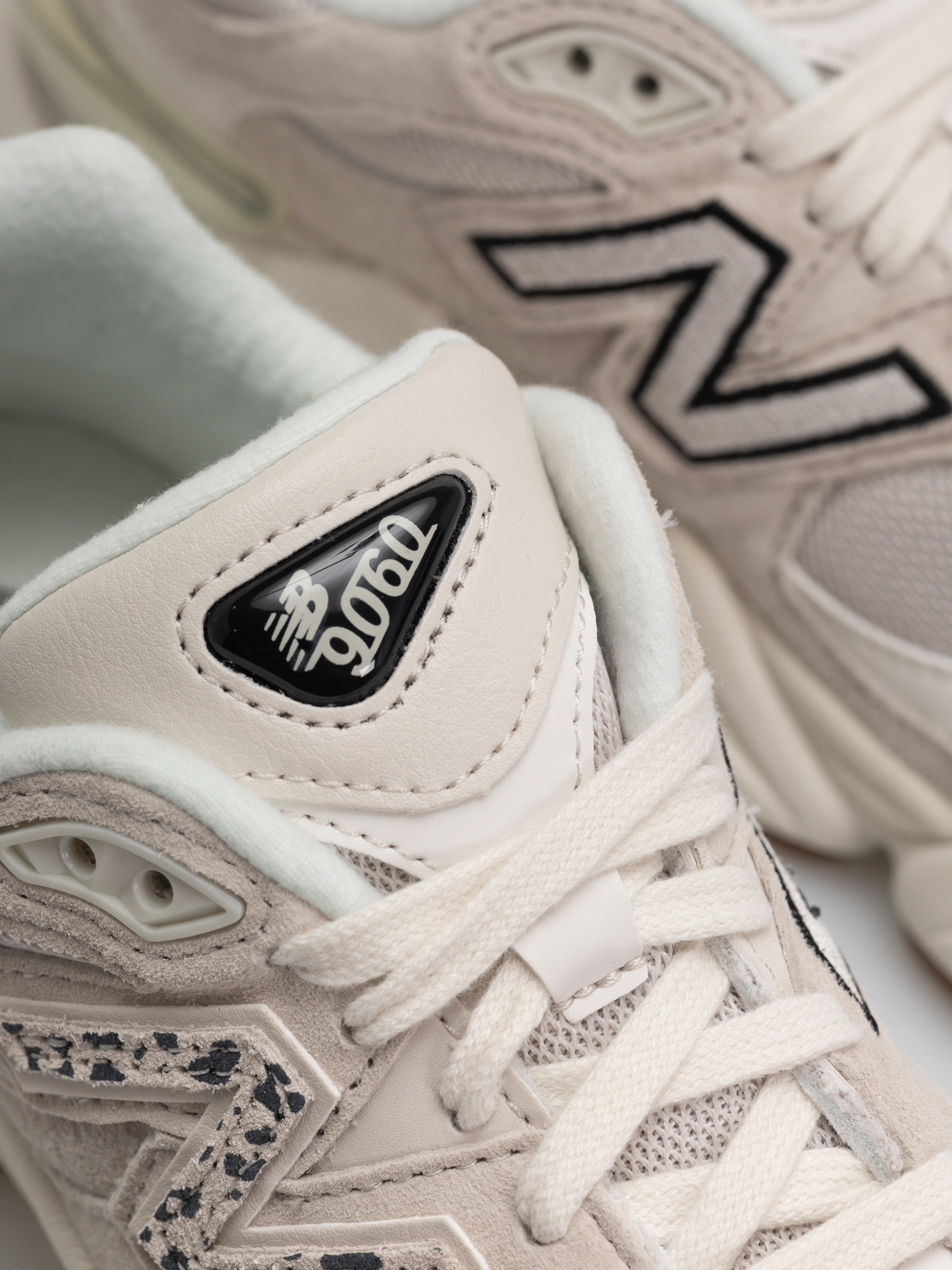 Boty New Balance 9060 (moonbeam/sea salt/black)