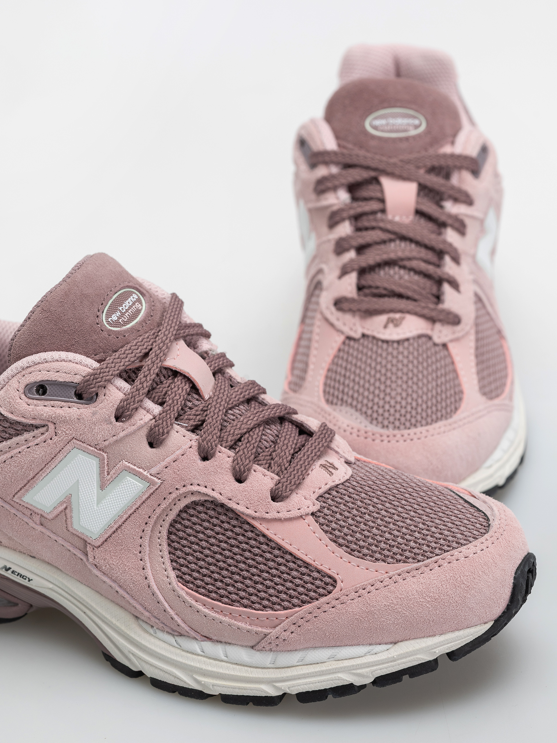 Boty New Balance 2002 (pink chalk/pebble)
