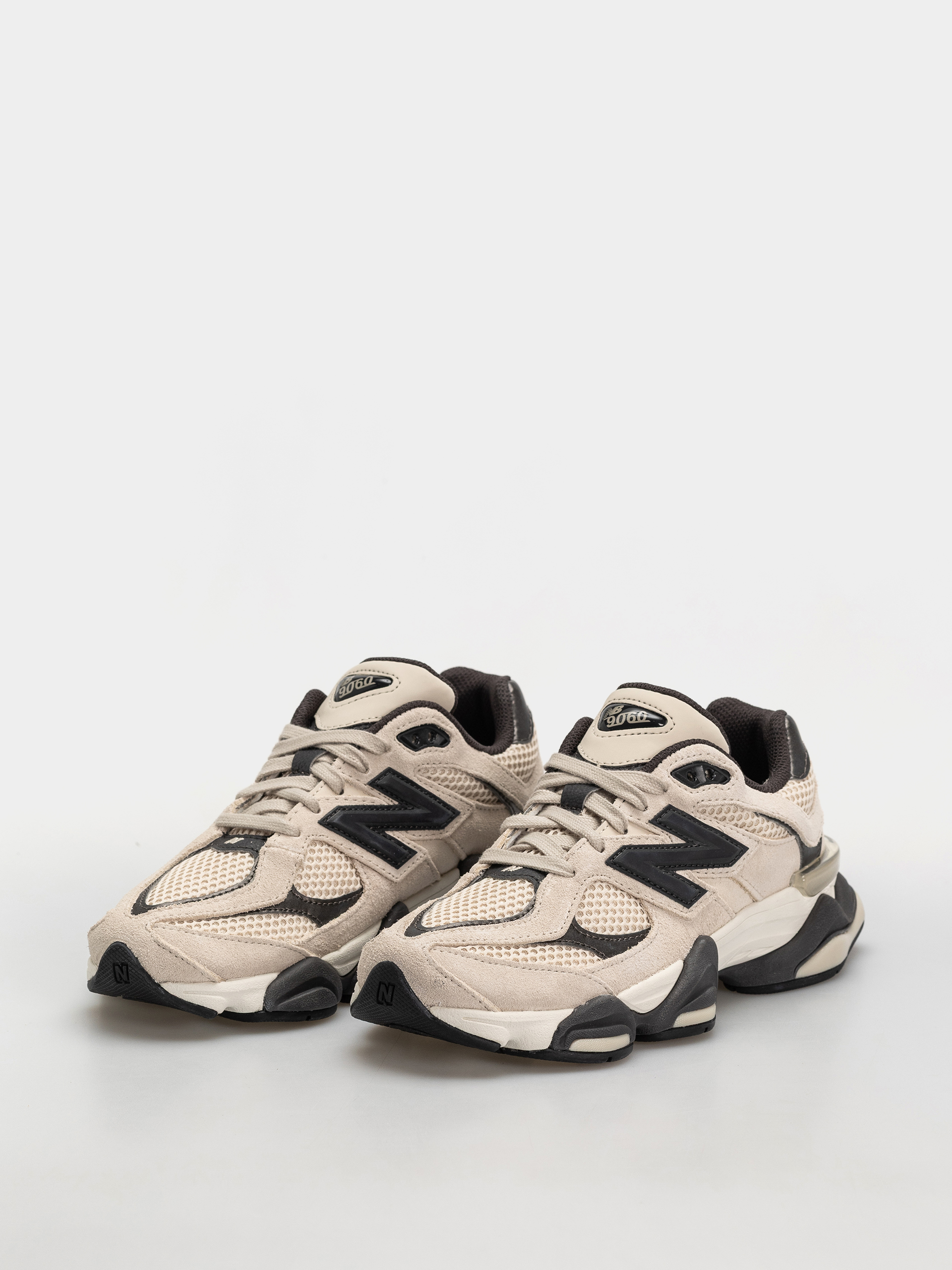 Boty New Balance 9060 (timberwolf/black cement)