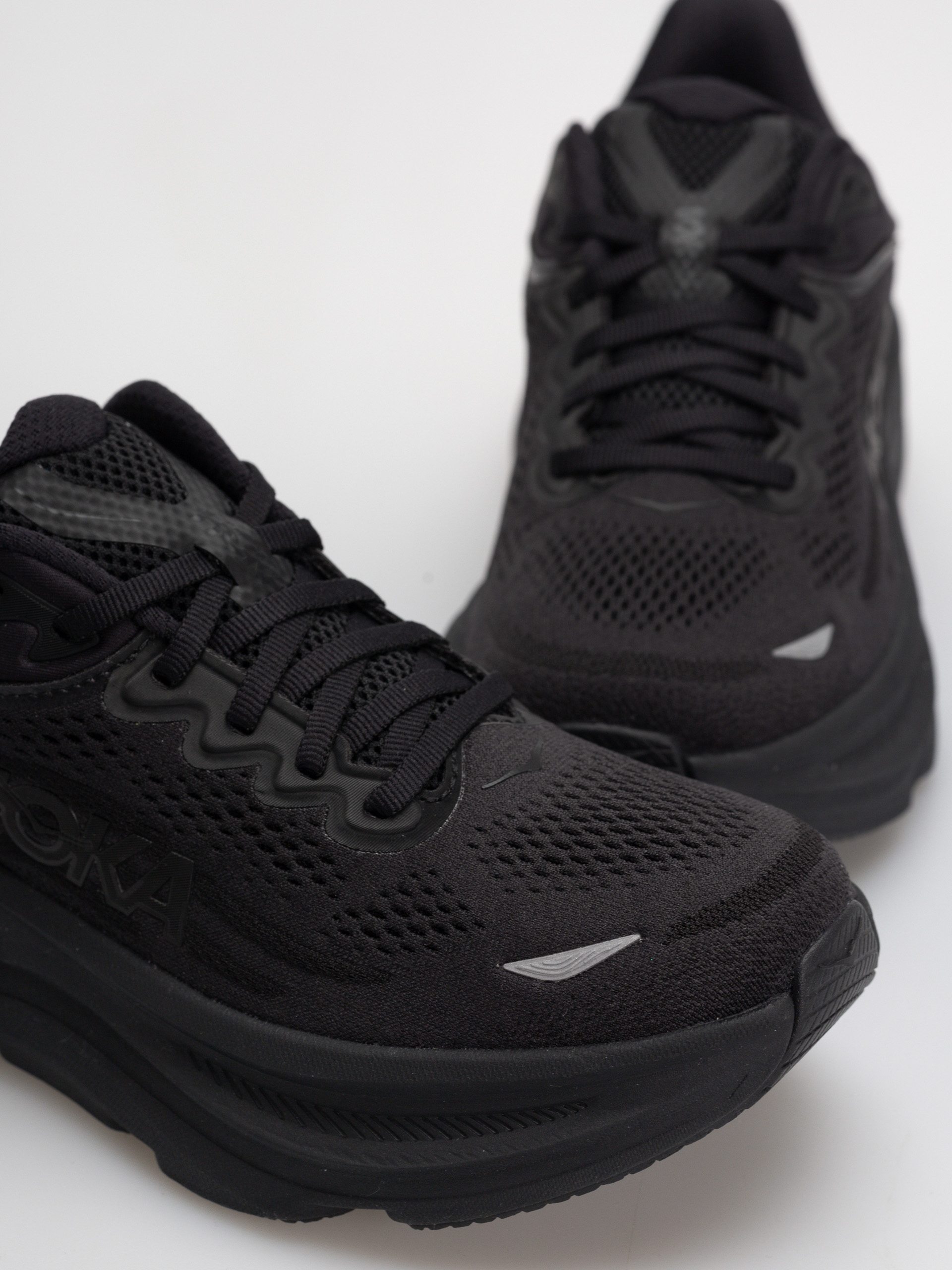 Boty Hoka Bondi 9 Wmn (black/black)