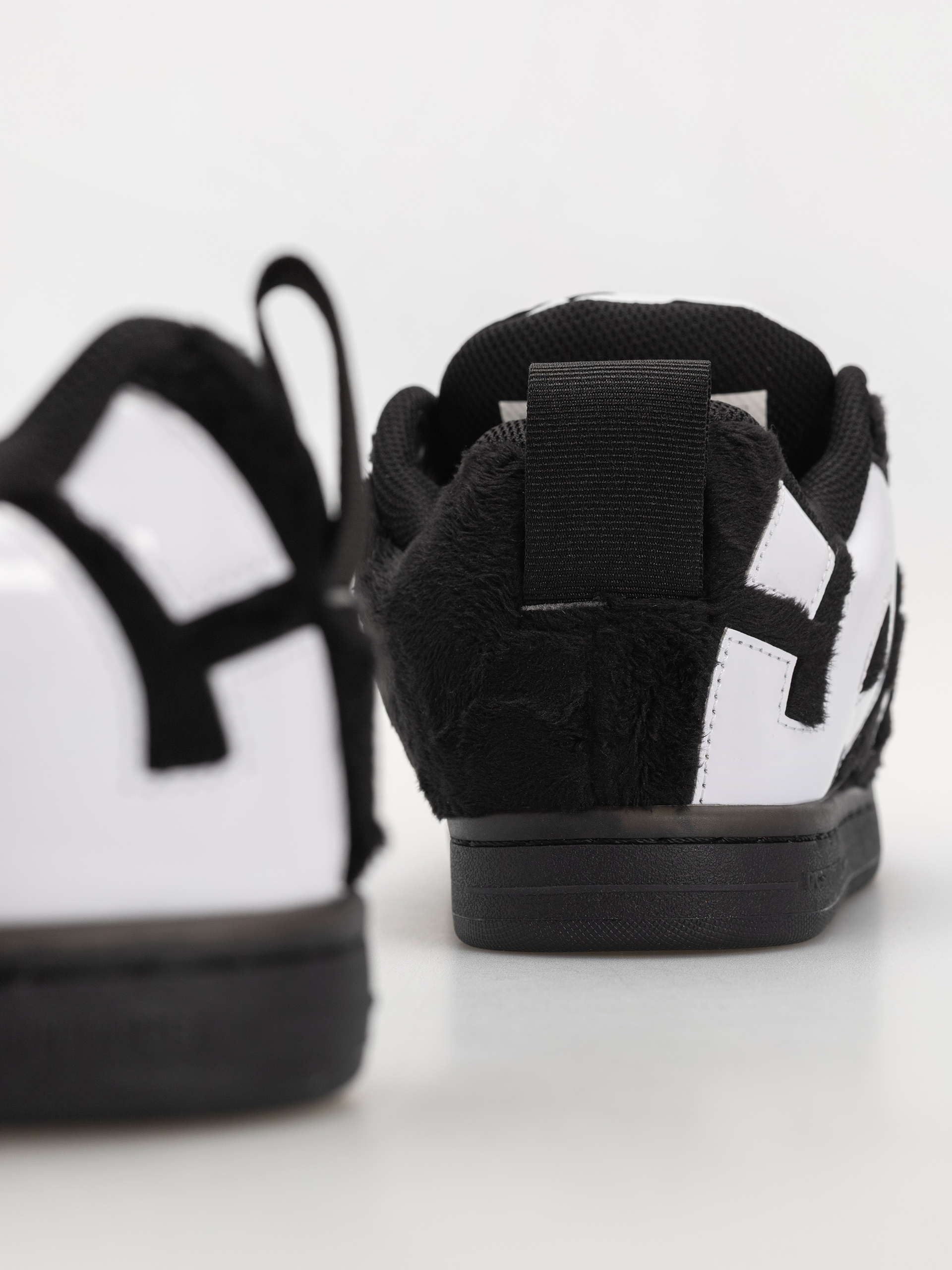 Boty DC Court Graffik Puff (black/black/white)