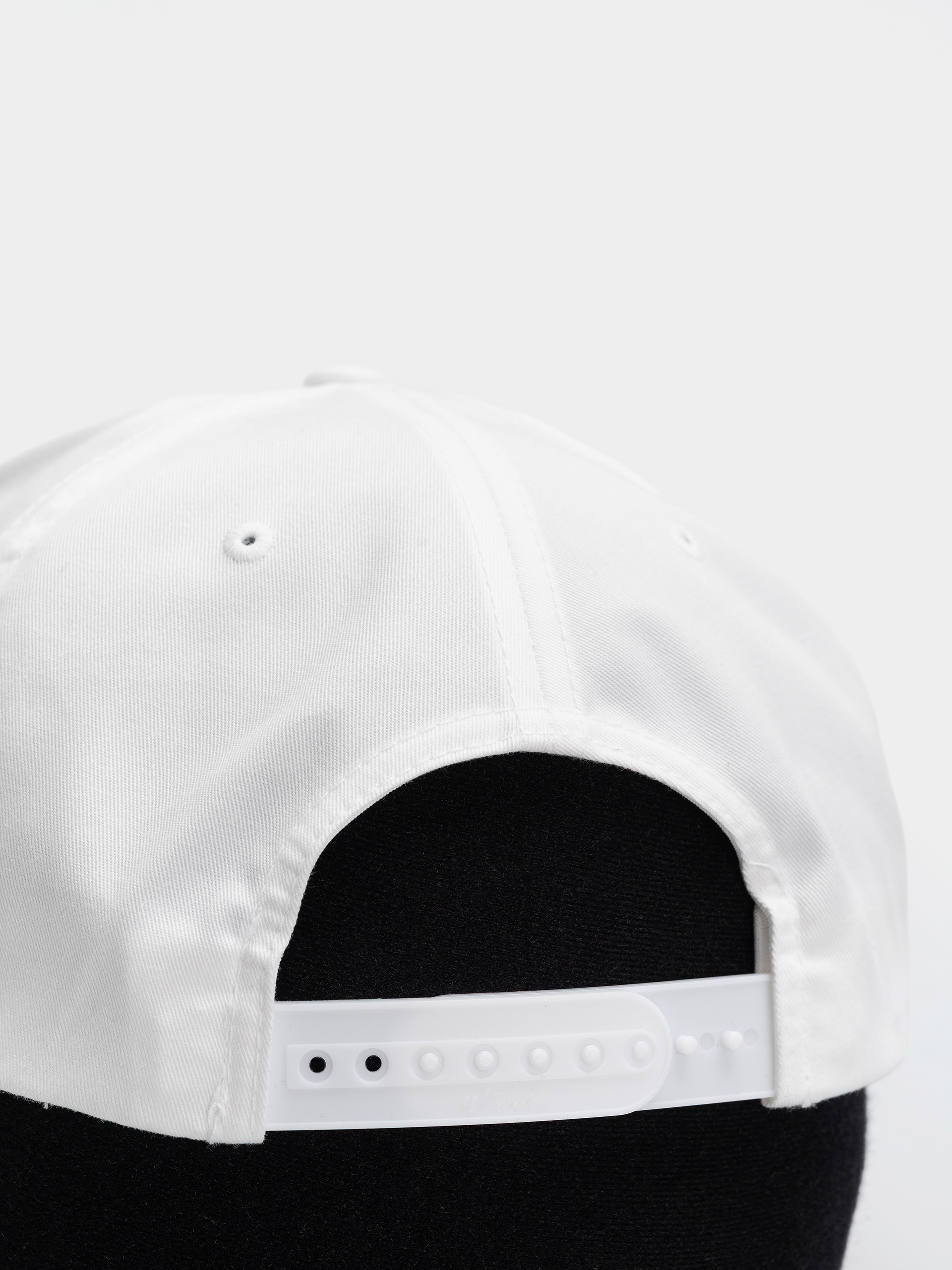 Kšiltovka  Thrasher Dropout Snapback (white)