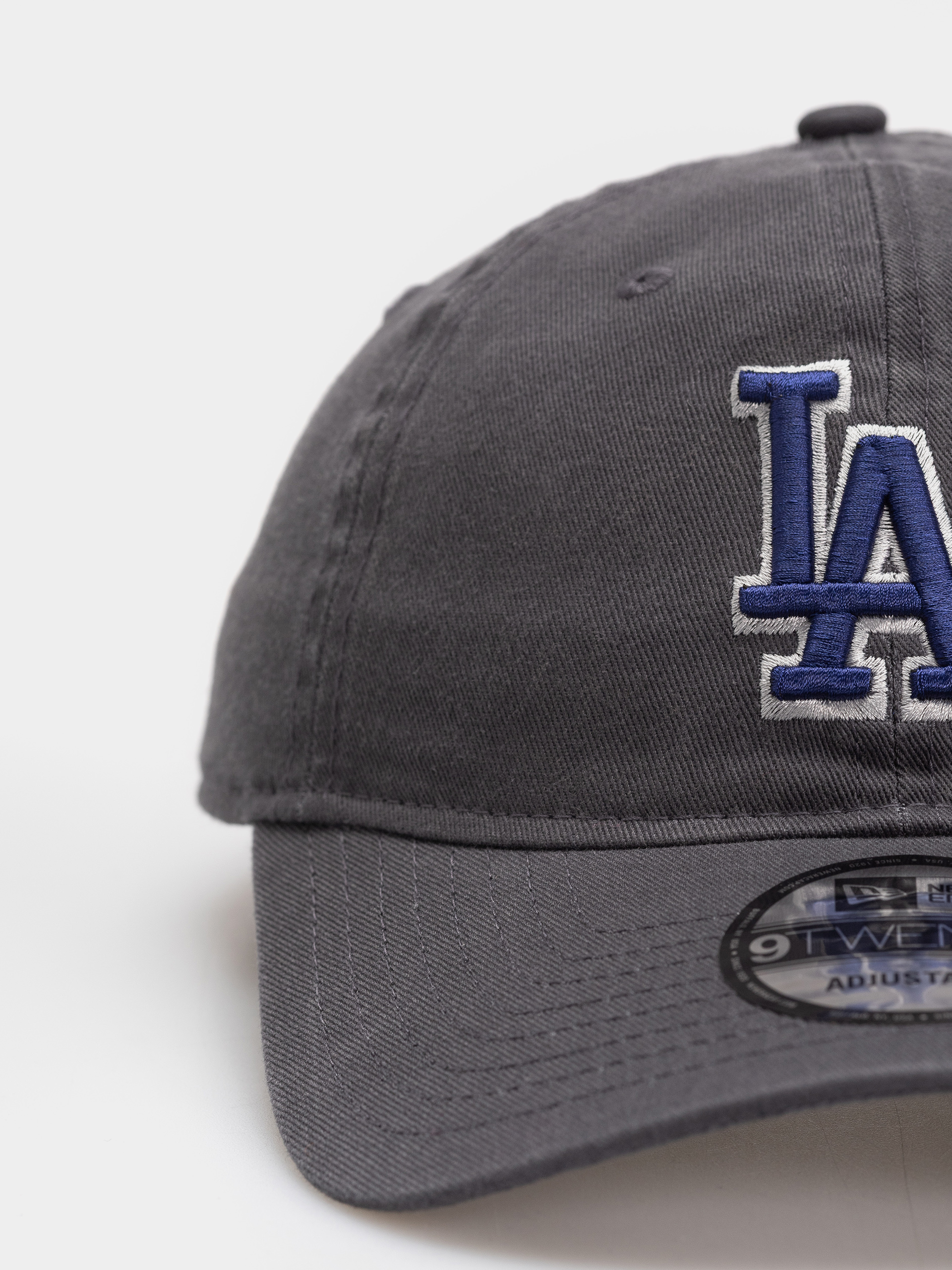 Kšiltovka  New Era Core Classics 9Twenty Los Angeles Dodgers Wmn (black)