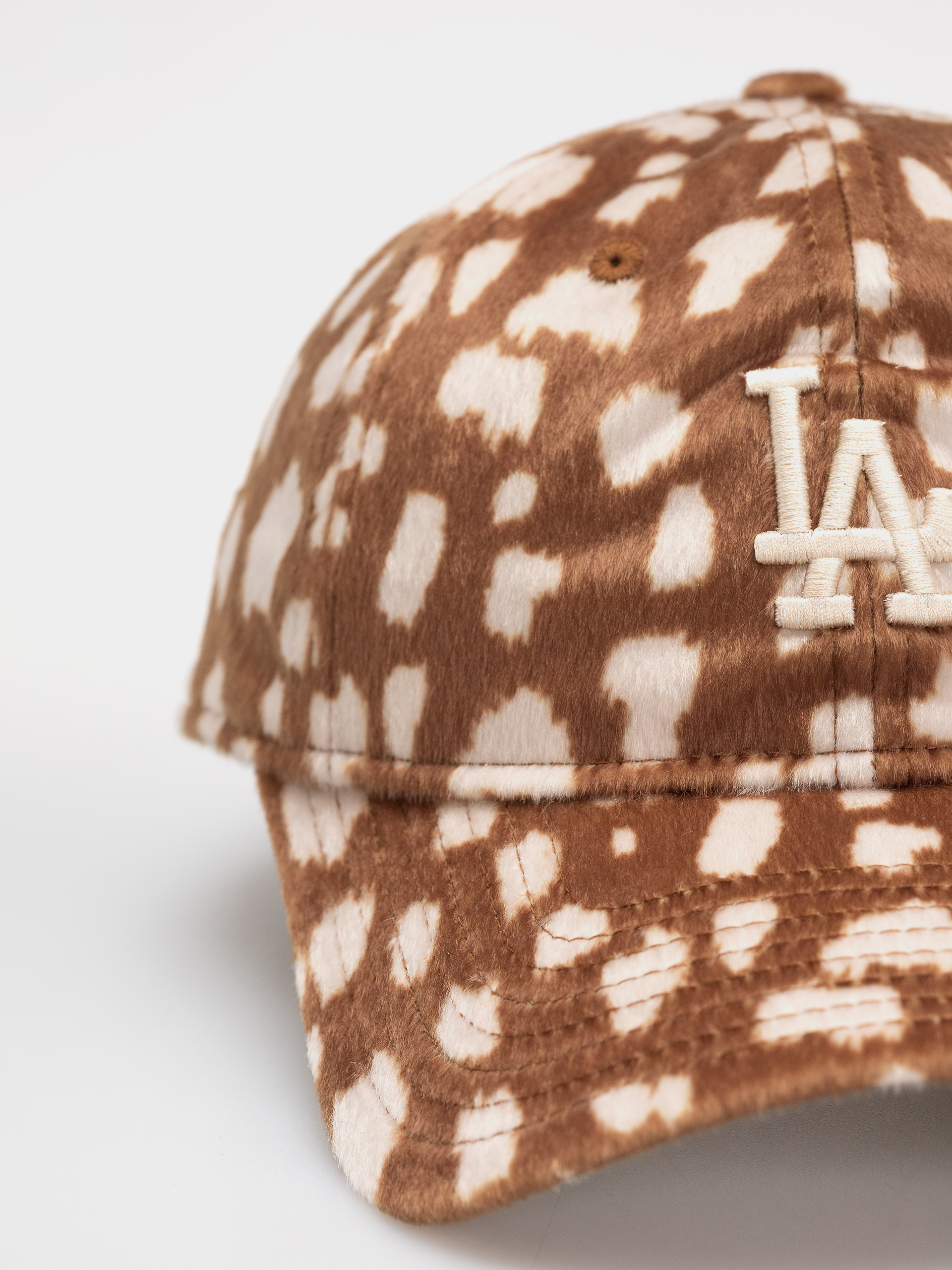 Kšiltovka  New Era Animal Print 9Twenty Los Angeles Dodgers (leo brown)