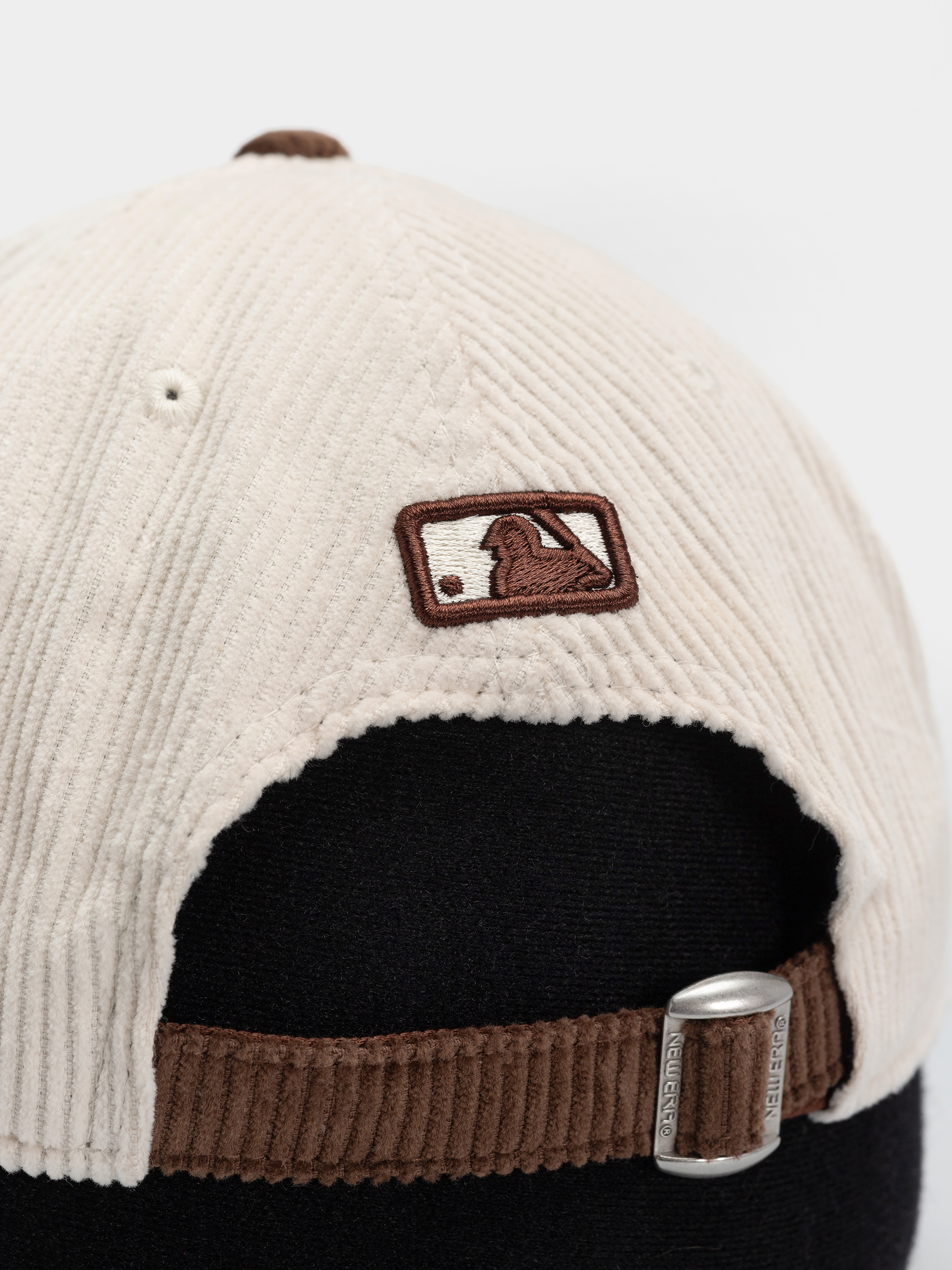Kšiltovka  New Era Cord 9Forty Mc New York Yankees (light cream/brown)