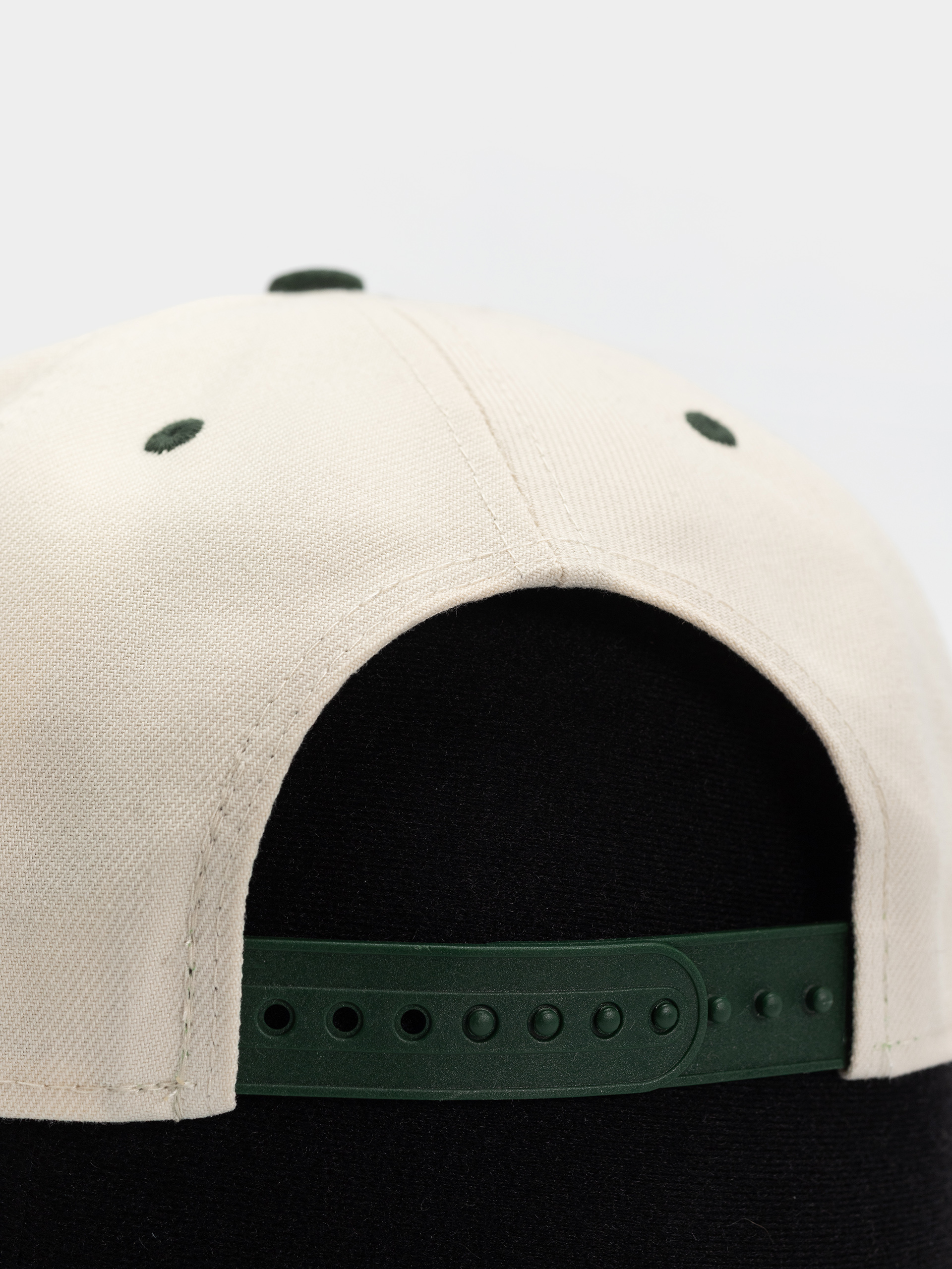 Kšiltovka  New Era Wordmark Suede Eframe New York Yankees (light cream/green)