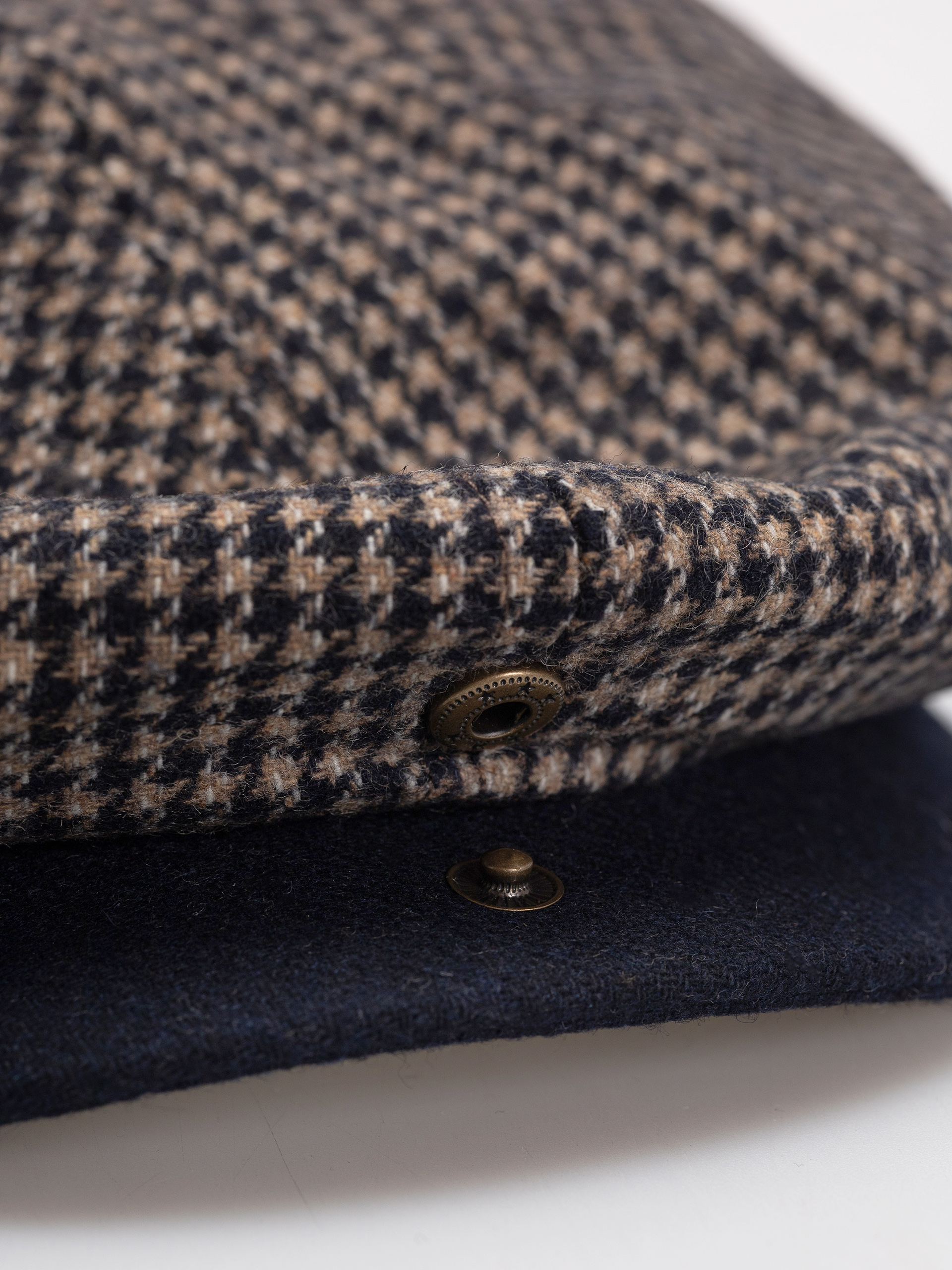 Klobouk s kšiltem Brixton Brood Snap Cap (navy/sand houndstooth)