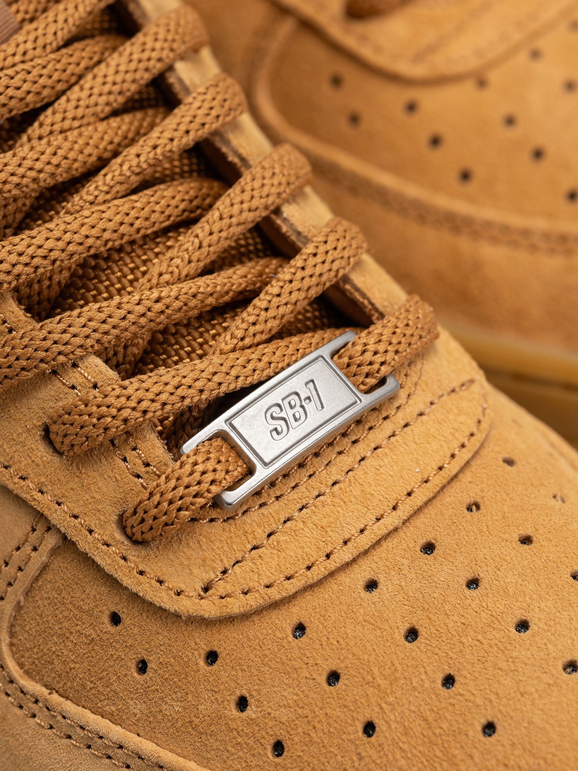 Boty Nike SB Air Force 1 (flax/flax/black/gum light brown)