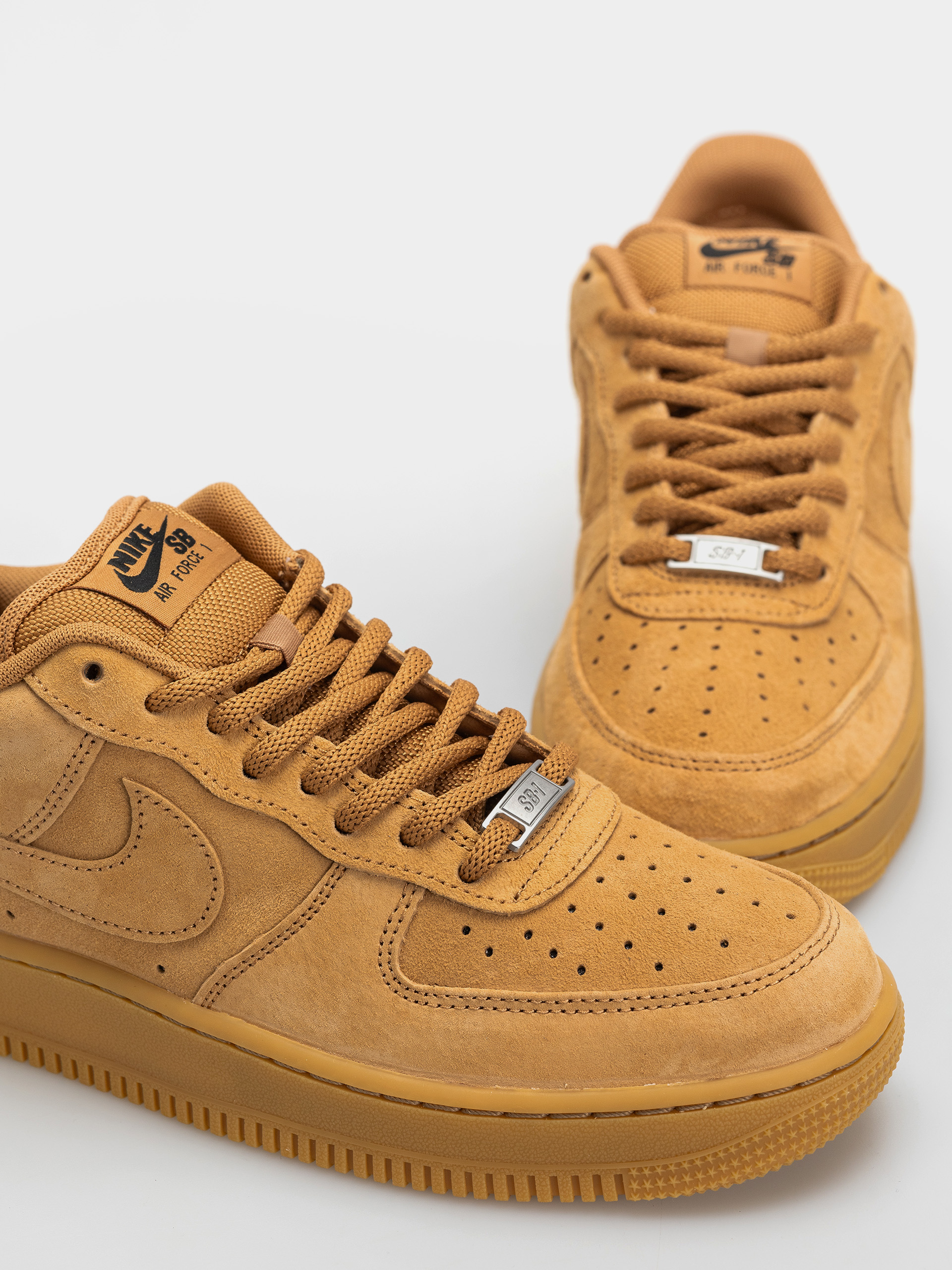 Boty Nike SB Air Force 1 (flax/flax/black/gum light brown)