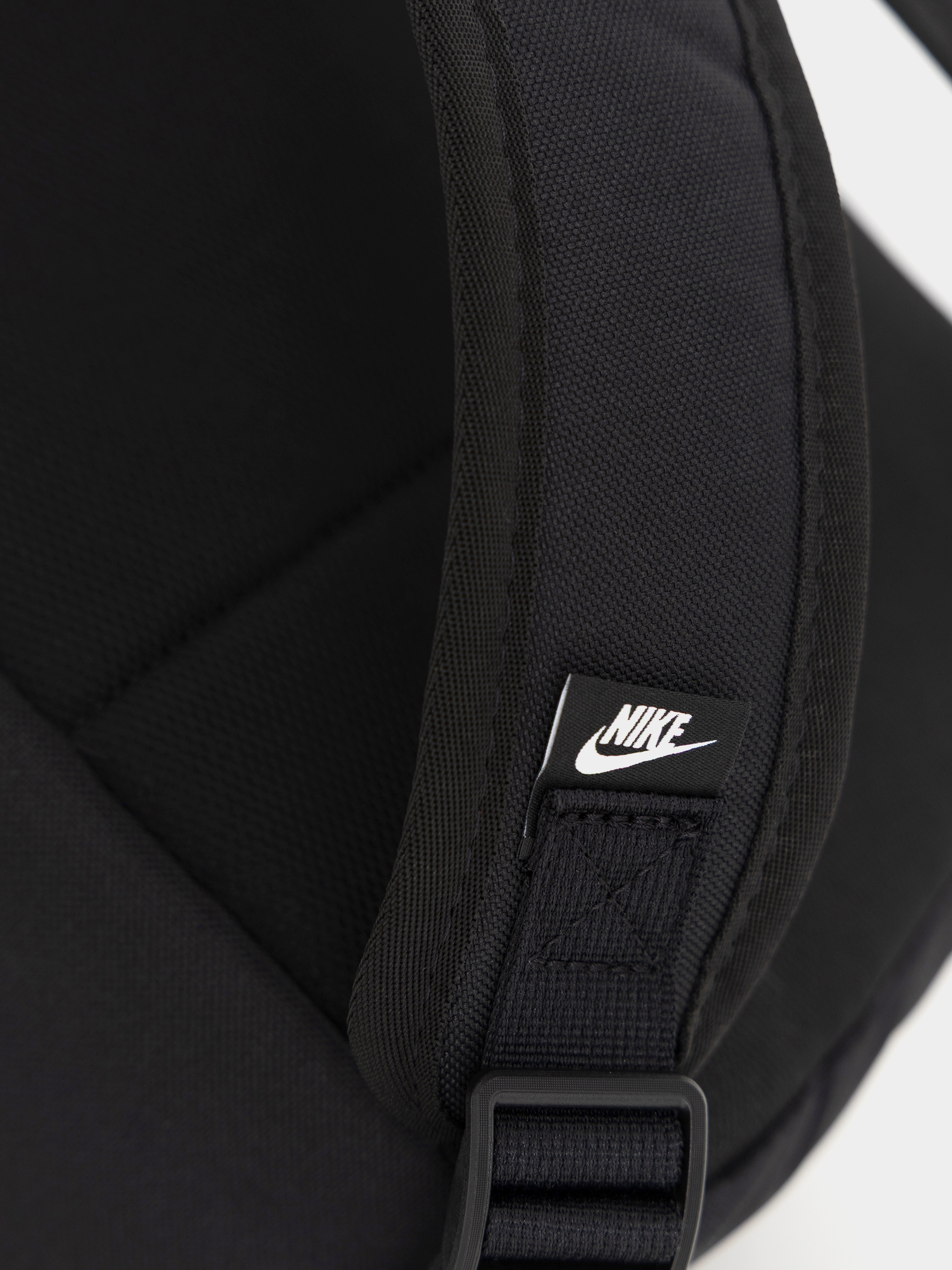 Batoh Nike SB Heritage (black/black/white)
