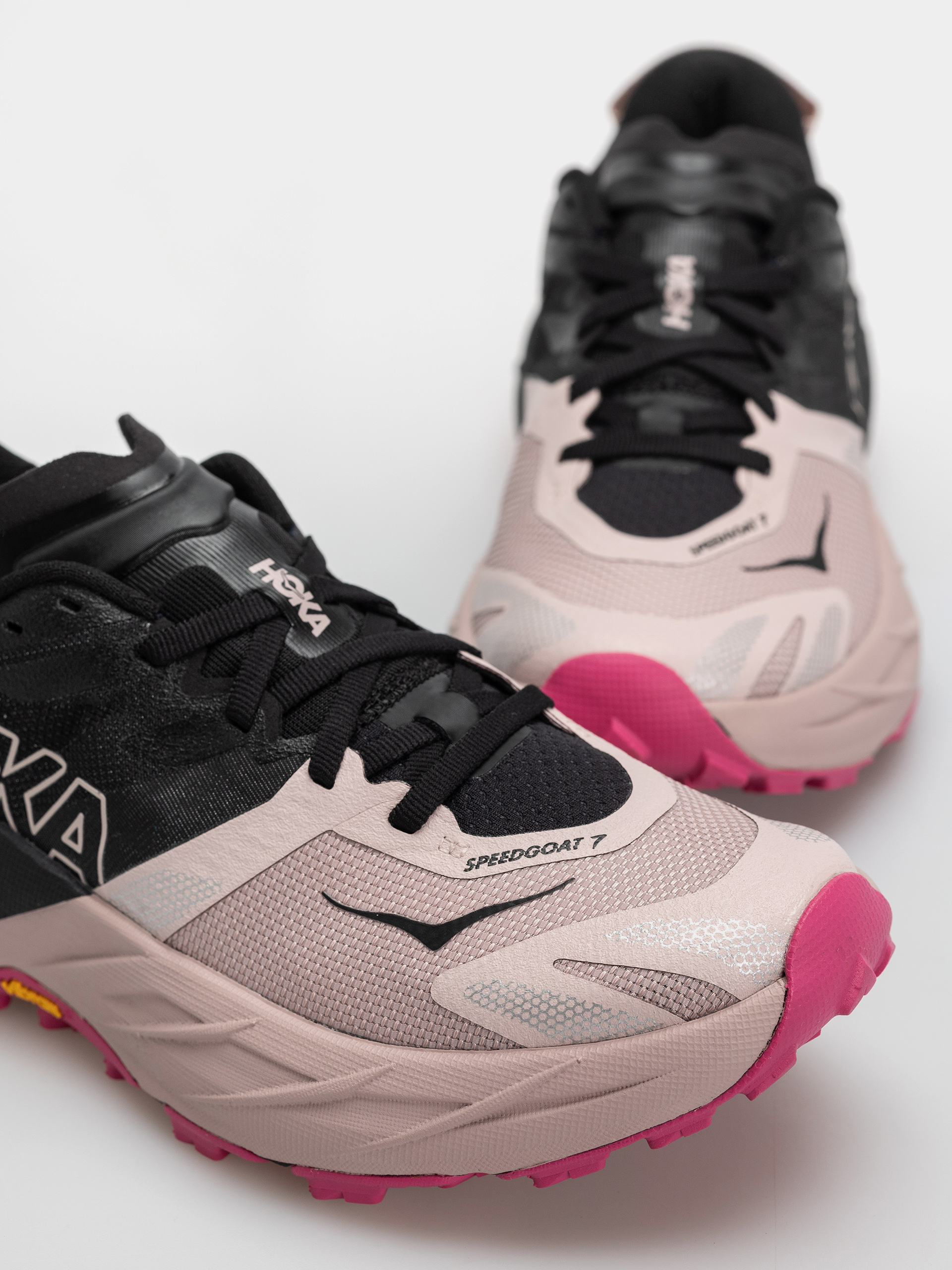 Boty Hoka Speedgoat 7 Wmn (black/pink opal)