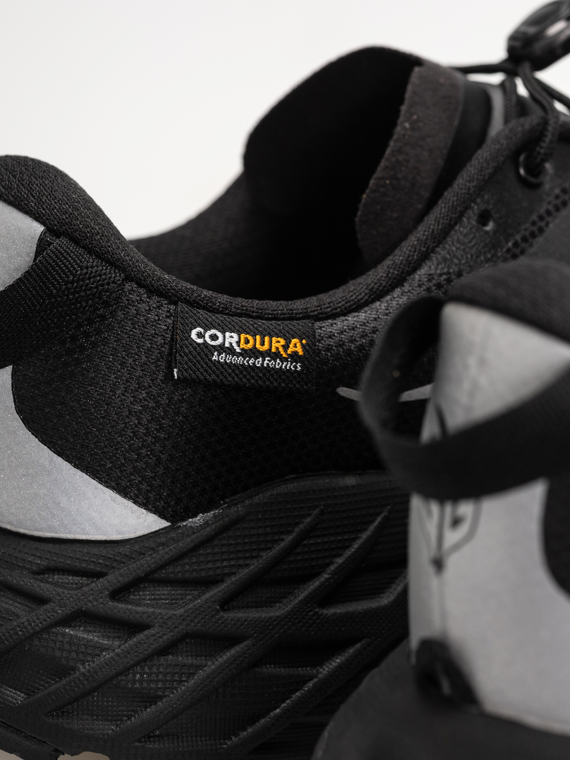 Boty Hoka Speedgoat 7 GTX (black/carbon black)
