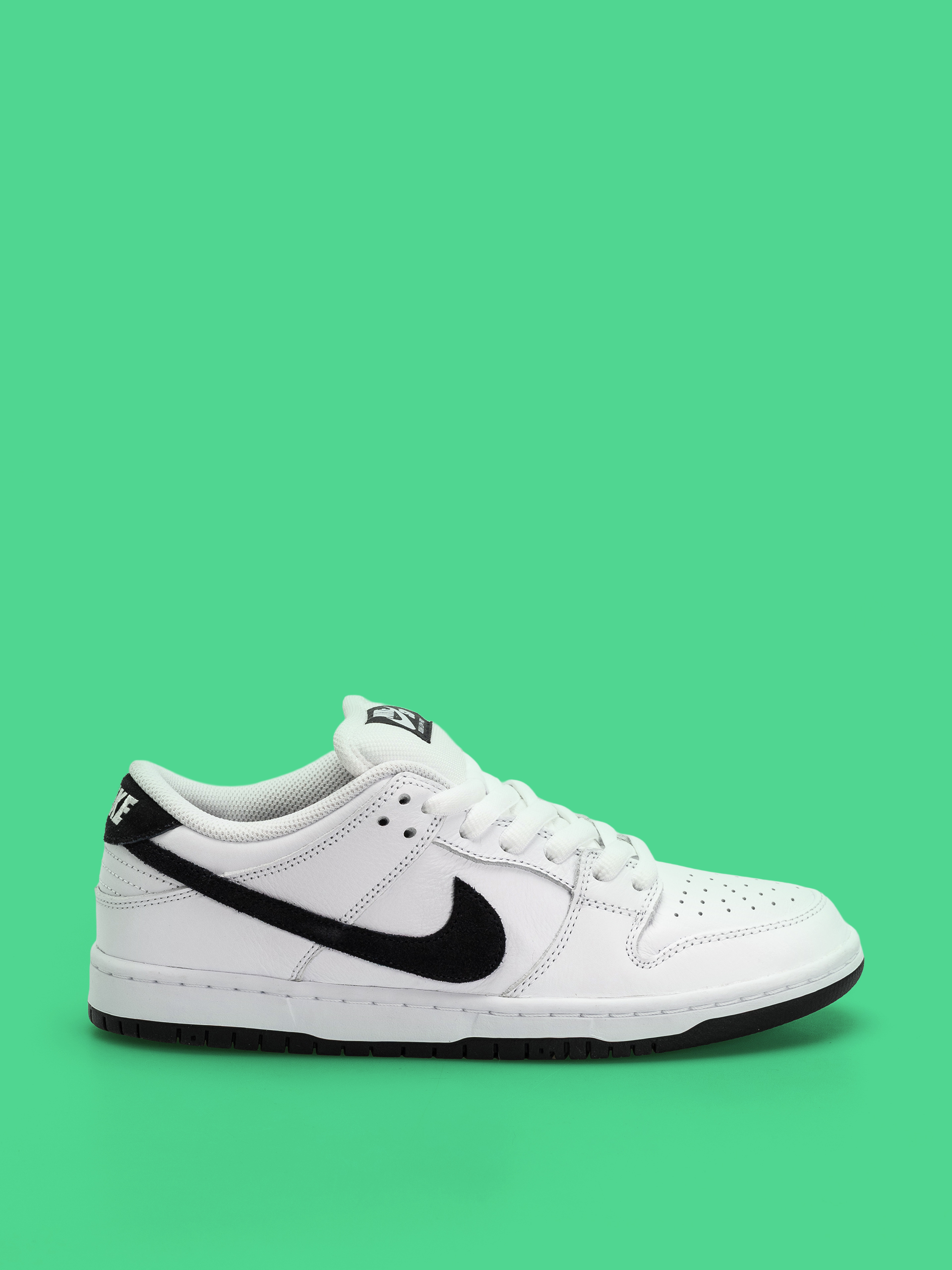 Boty Nike SB Dunk Low Pro (white/black white black)