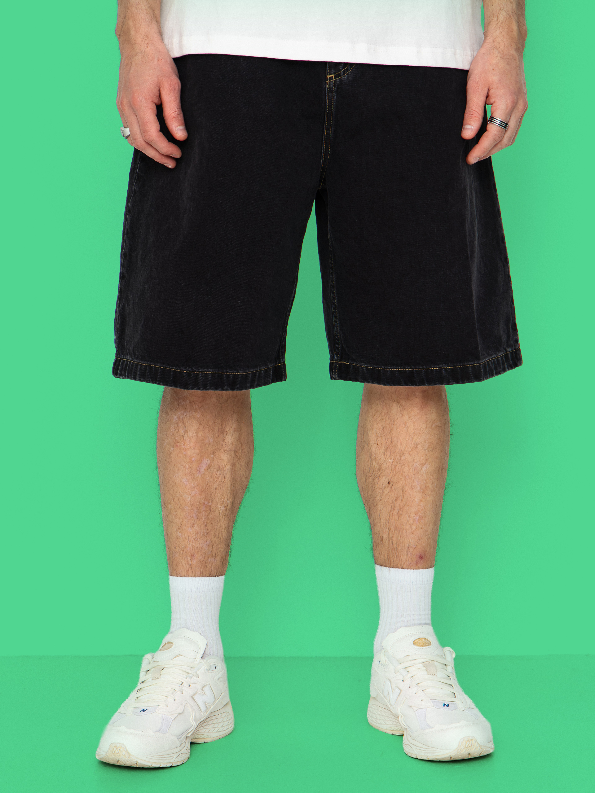 Kraťasy Carhartt WIP Brandon (black stone washed)