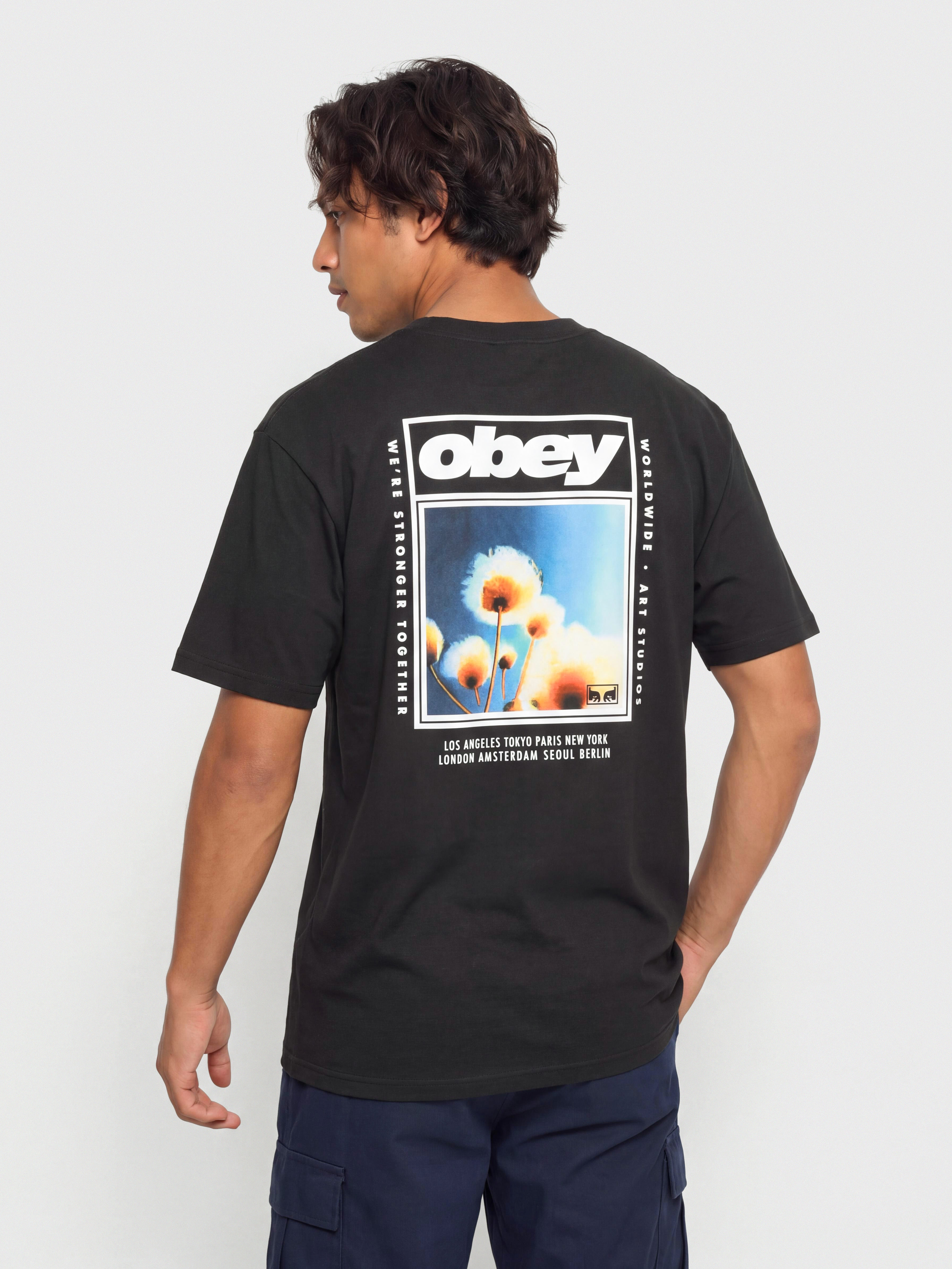 Tričko OBEY Stronger Together (vintage black)