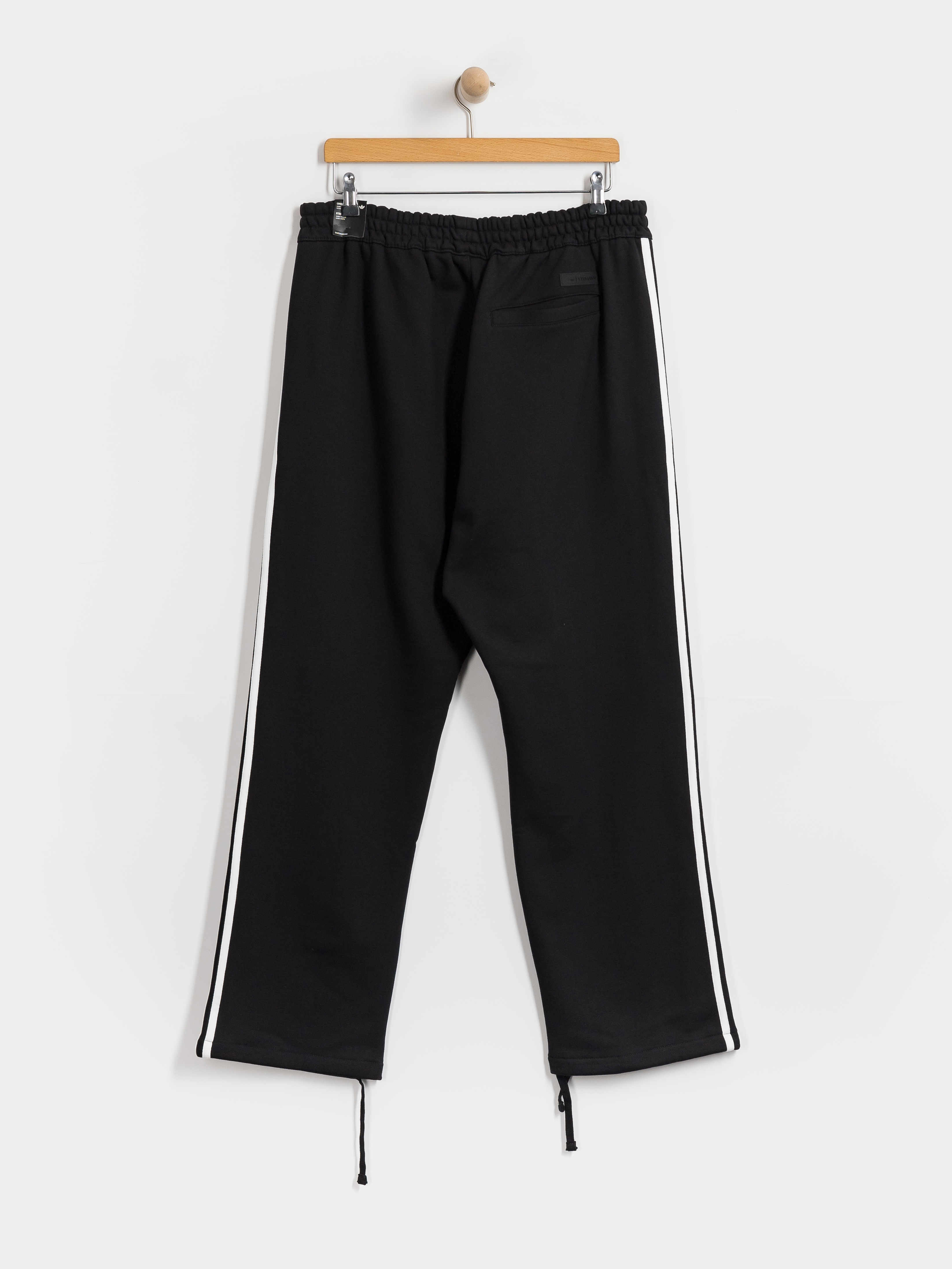 Kalhoty adidas Tyshawn Track (black/white)