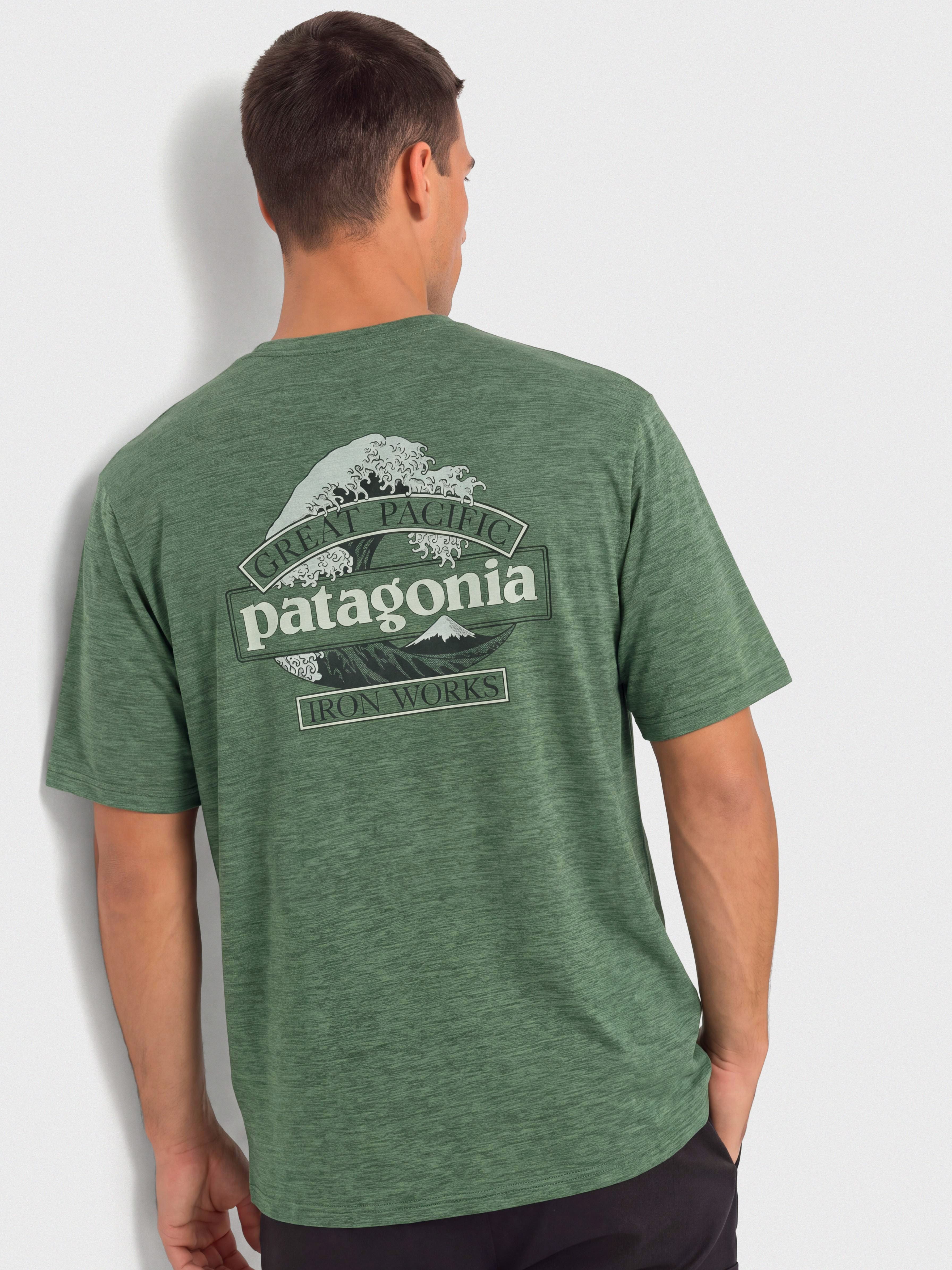 Tričko Patagonia Cap Cool Daily Great Waves (canopy green light canopy green x dye)