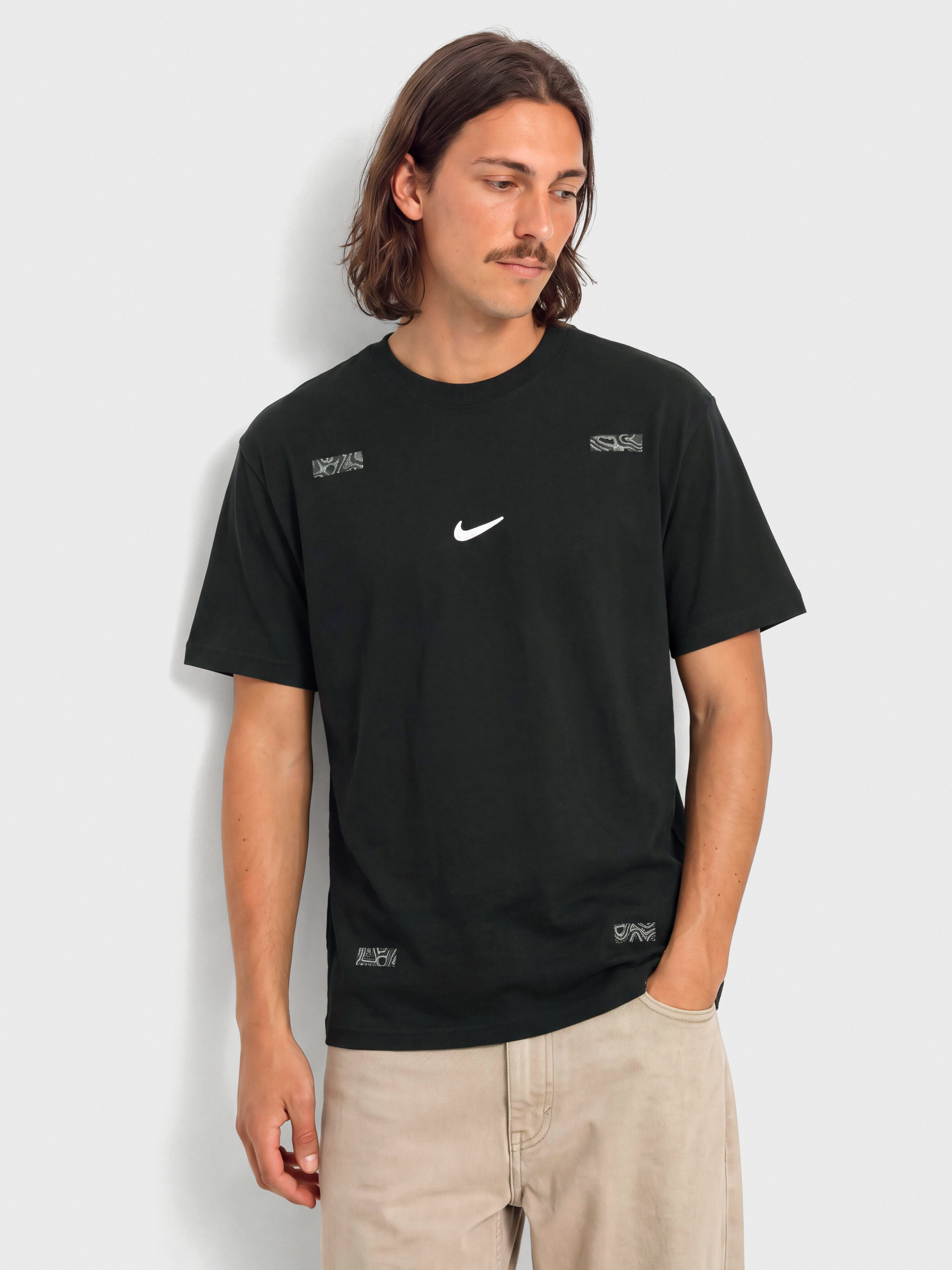 Tričko Nike SB Front Swoosh (black)
