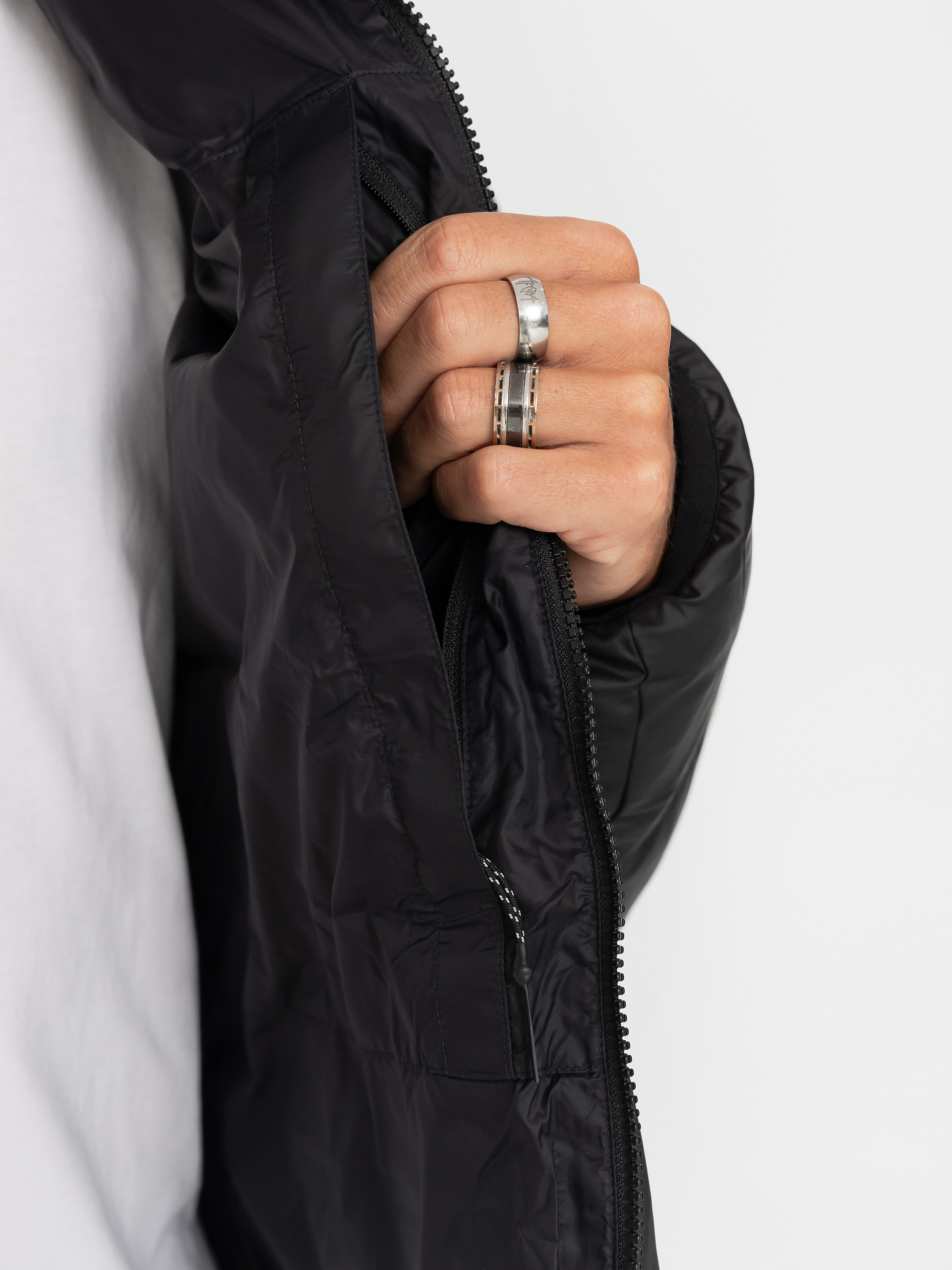 Bunda Gramicci Coldfront Down (black)