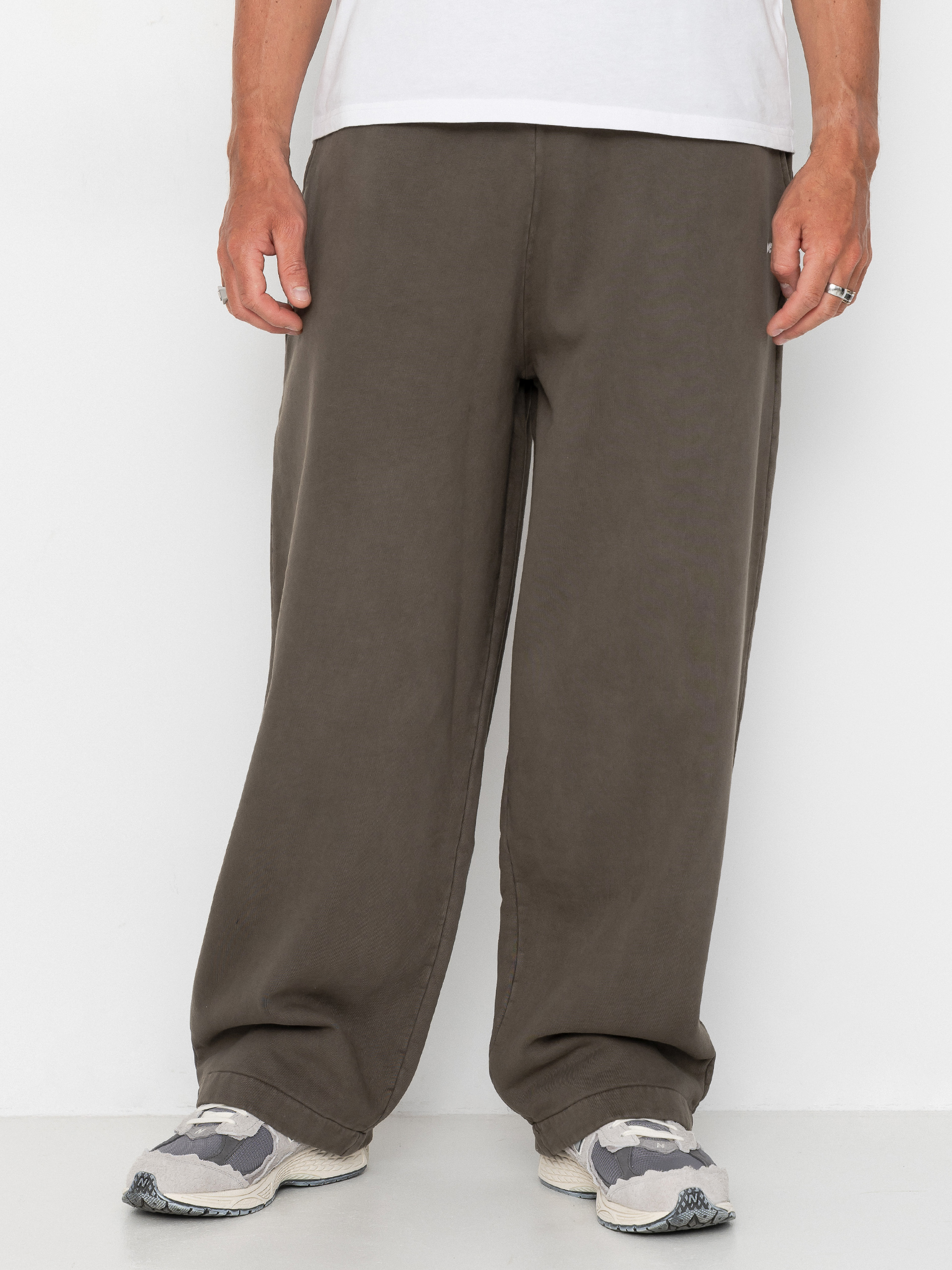 Kalhoty OBEY Lowercase Pigment Straight (pigment black olive)