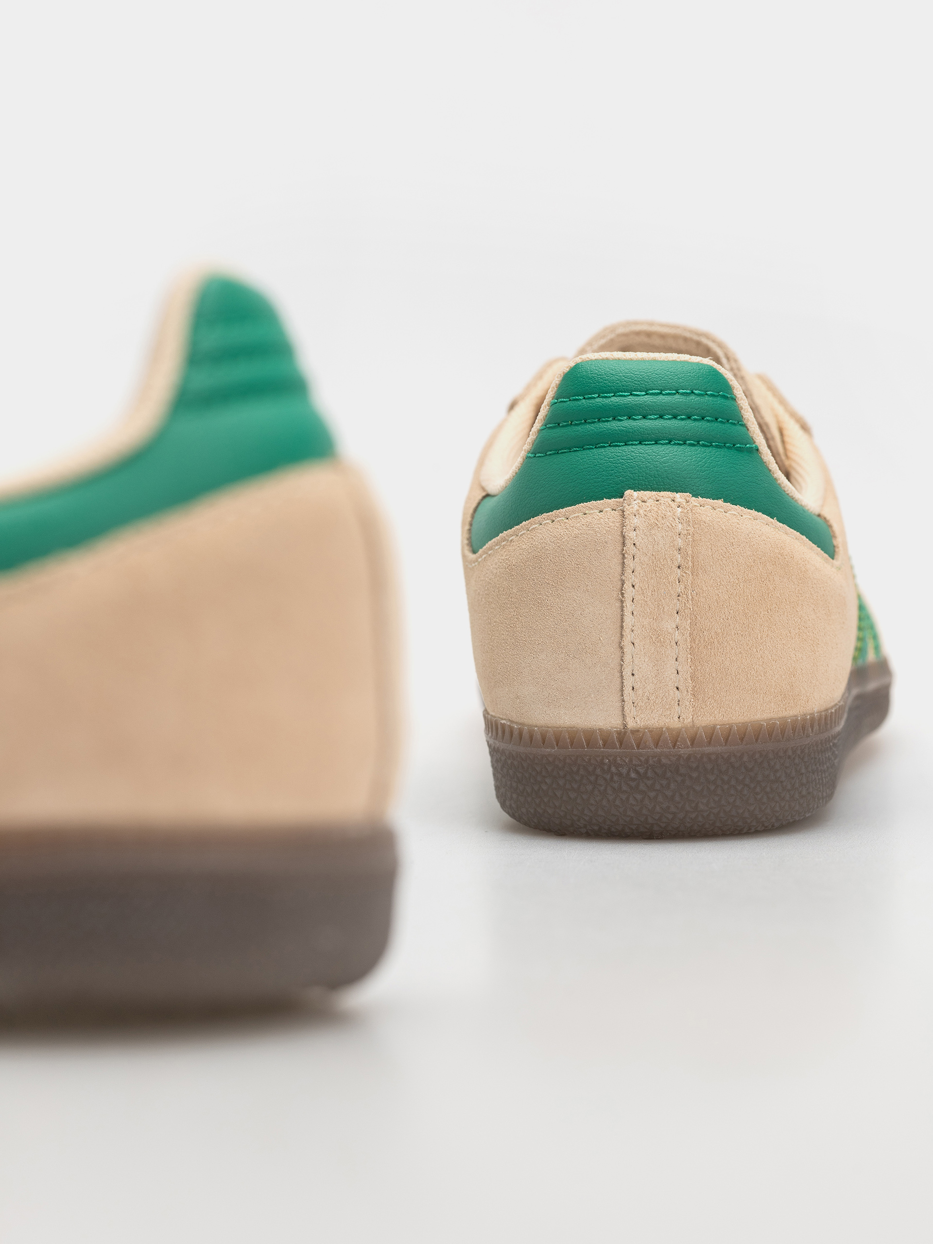 Boty adidas Samba Adv (sanstr/cougrn/gum4)