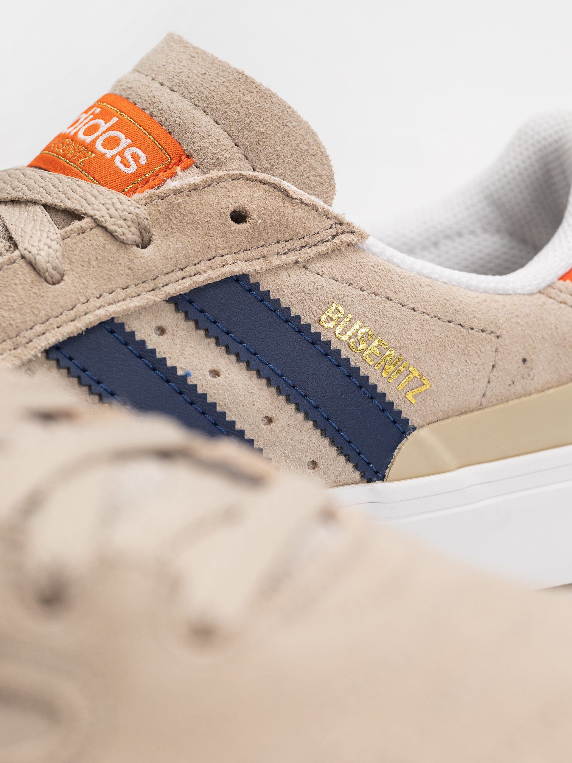 Boty adidas Busenitz Vulc II (wonbei/dkblue/corang)