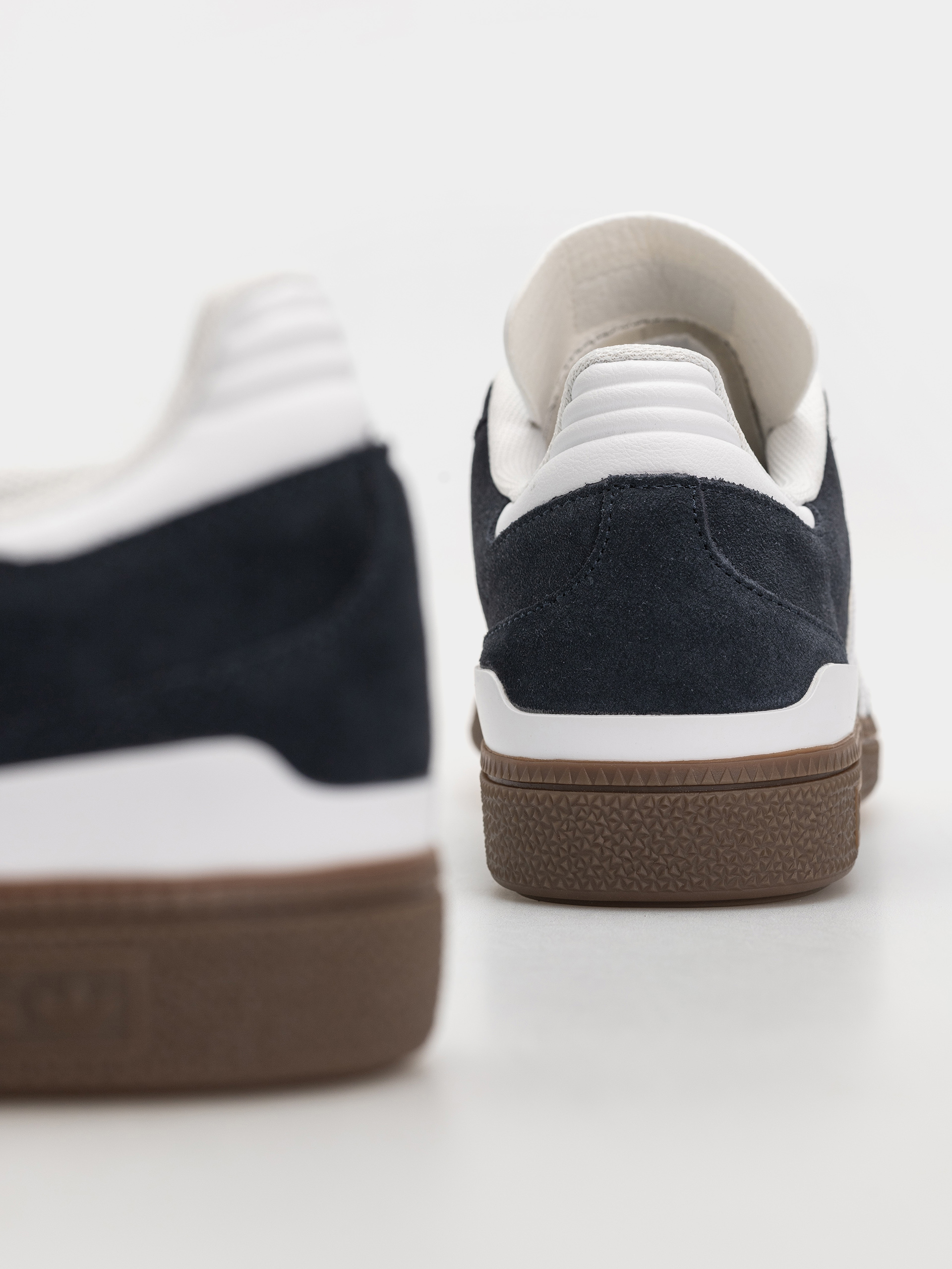 Boty adidas Busenitz (aurink/ftwwht/gum5)