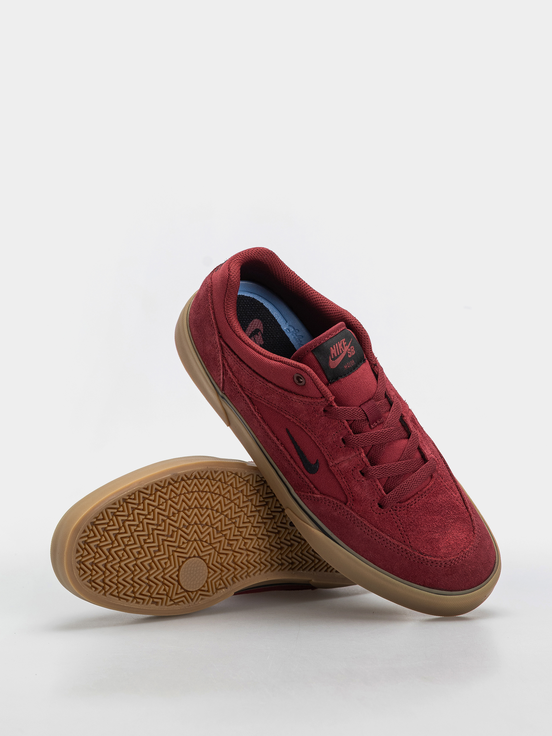 Boty Nike SB Malor (team red/black black gum light brown)