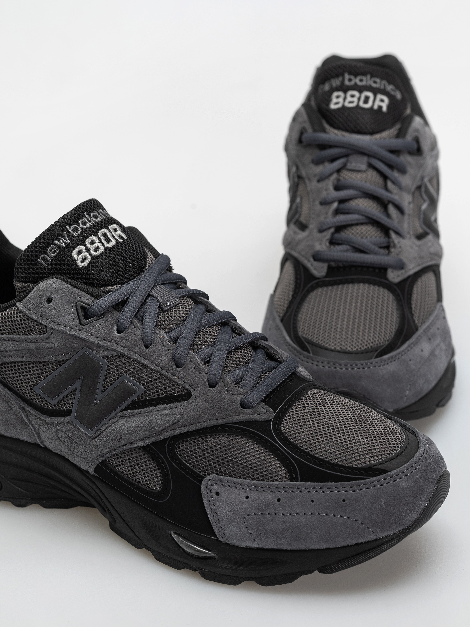 Boty New Balance 880R (magnet/black)